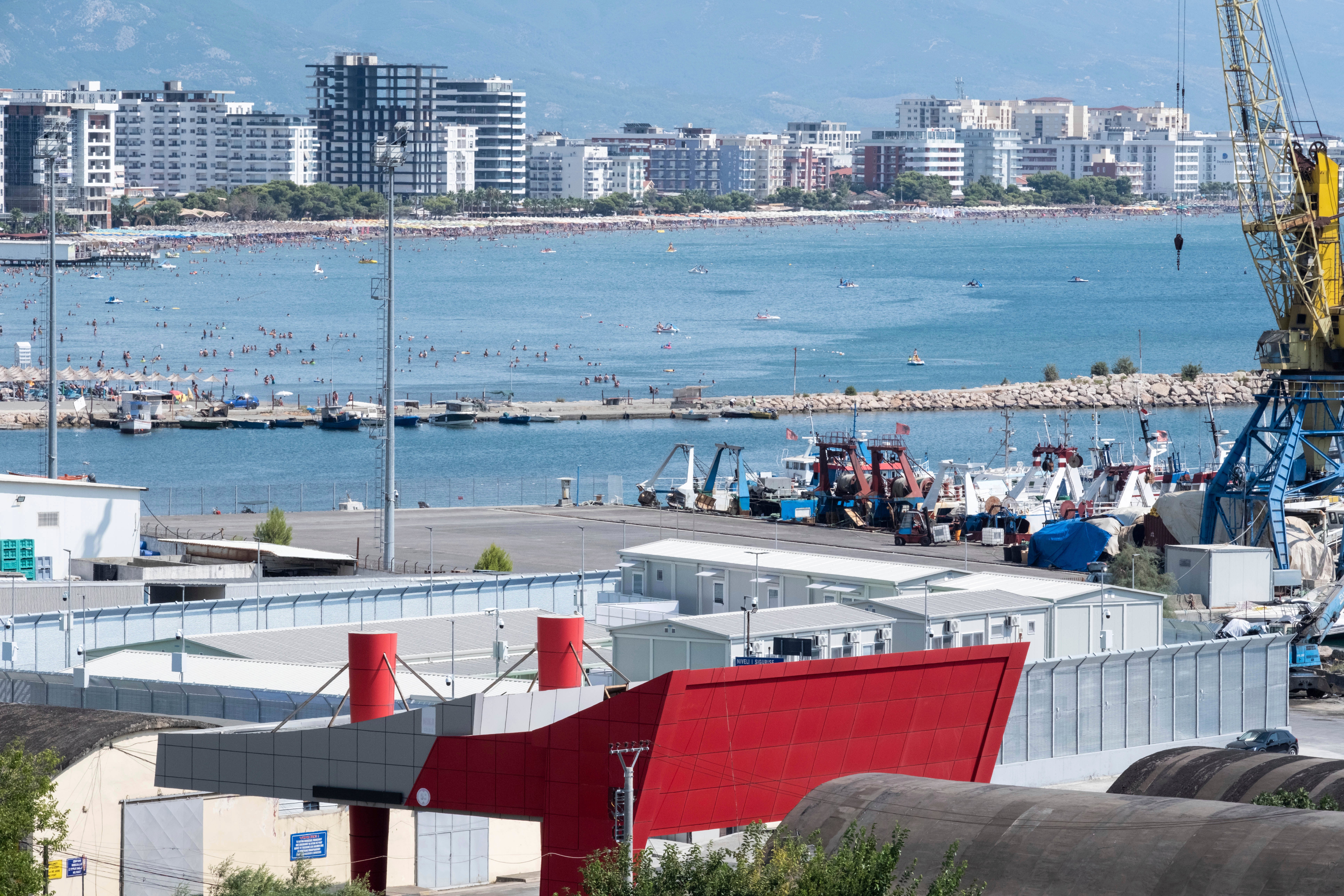 Migration Albania Italy