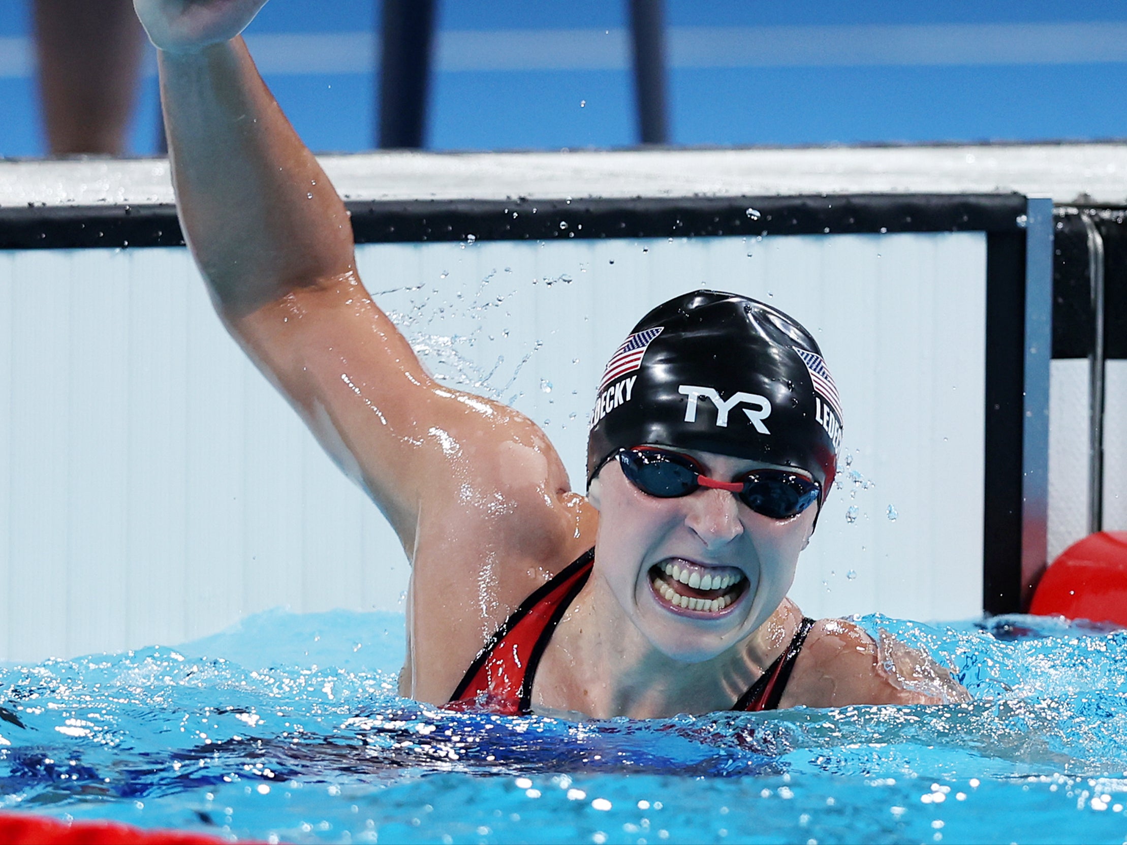 Young fan reacts to Katie Ledecky’s gold medal win at the Paris 2024 Olympics