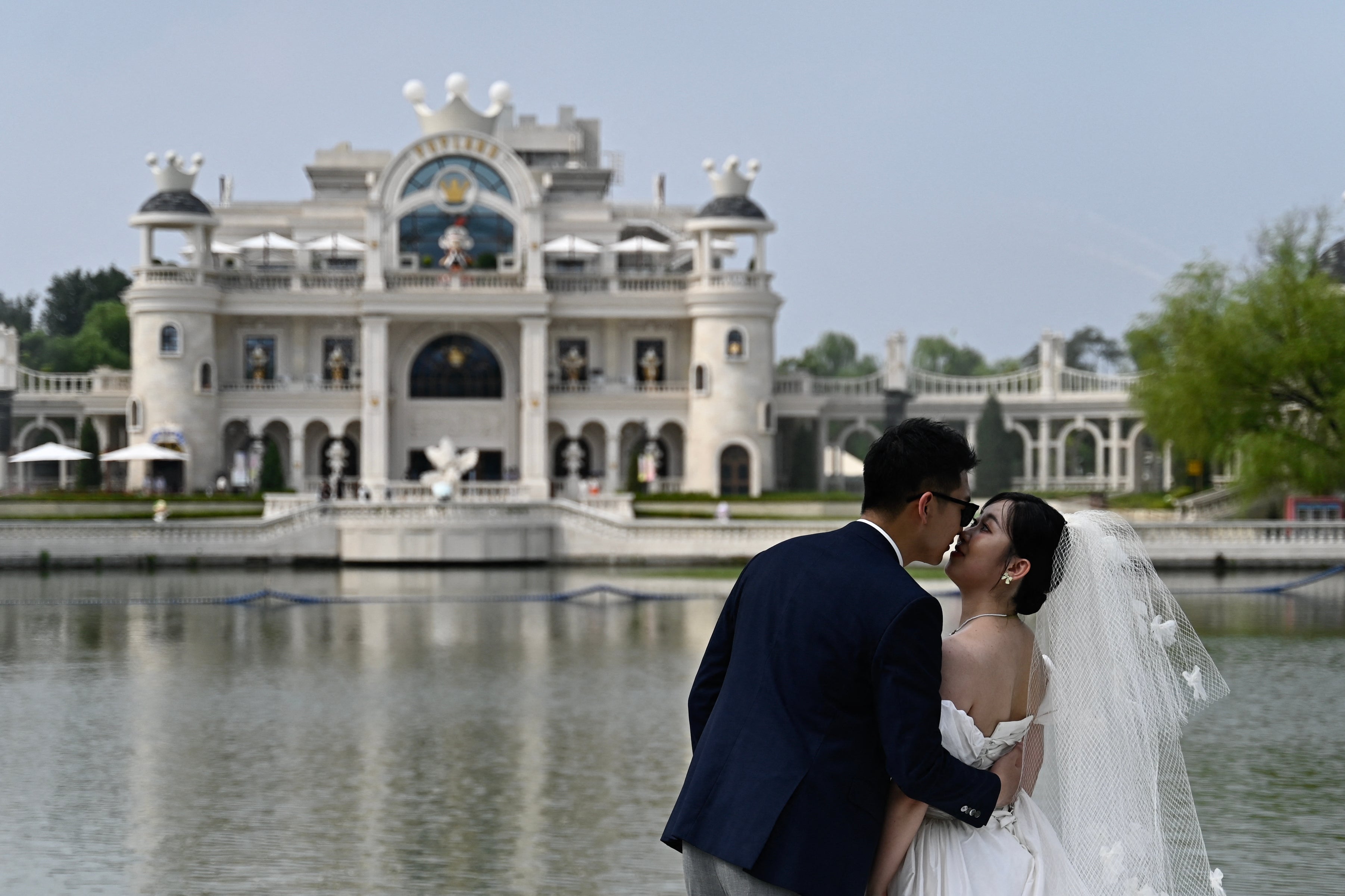 Research points to a close link between marriage rates and new birth rates in China