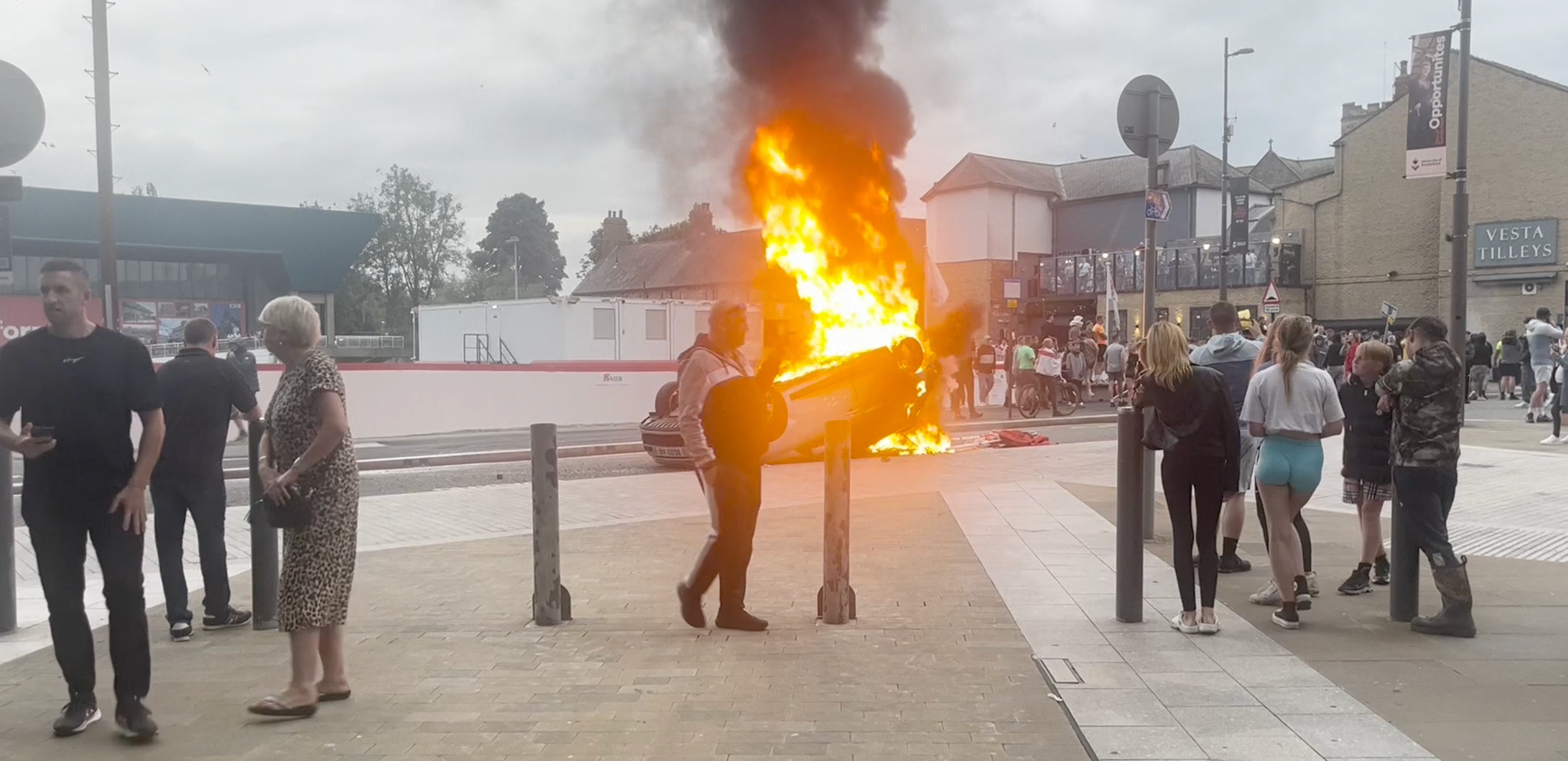 A car was torched in Sunderland as far-right mob takes over streets