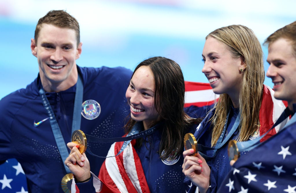 USA beat China and Australia to gold and took Team GB’s world record