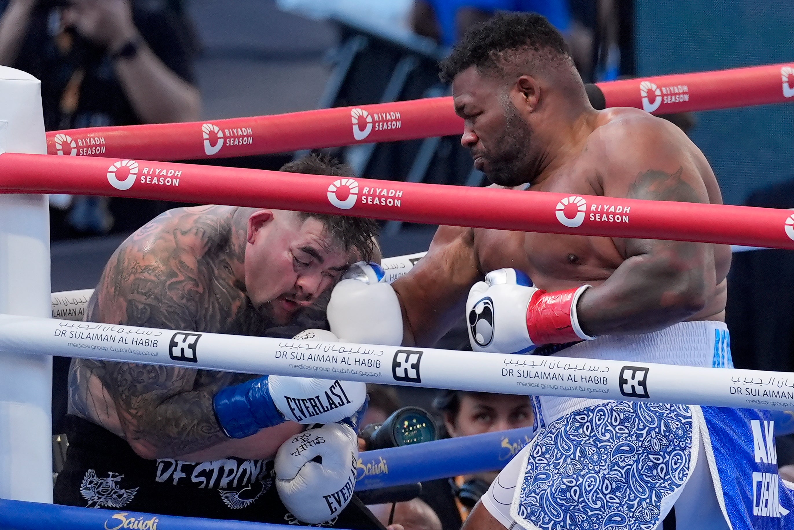 Jarrell Miller (right) pressured Andy Ruiz Jr throughout their fight