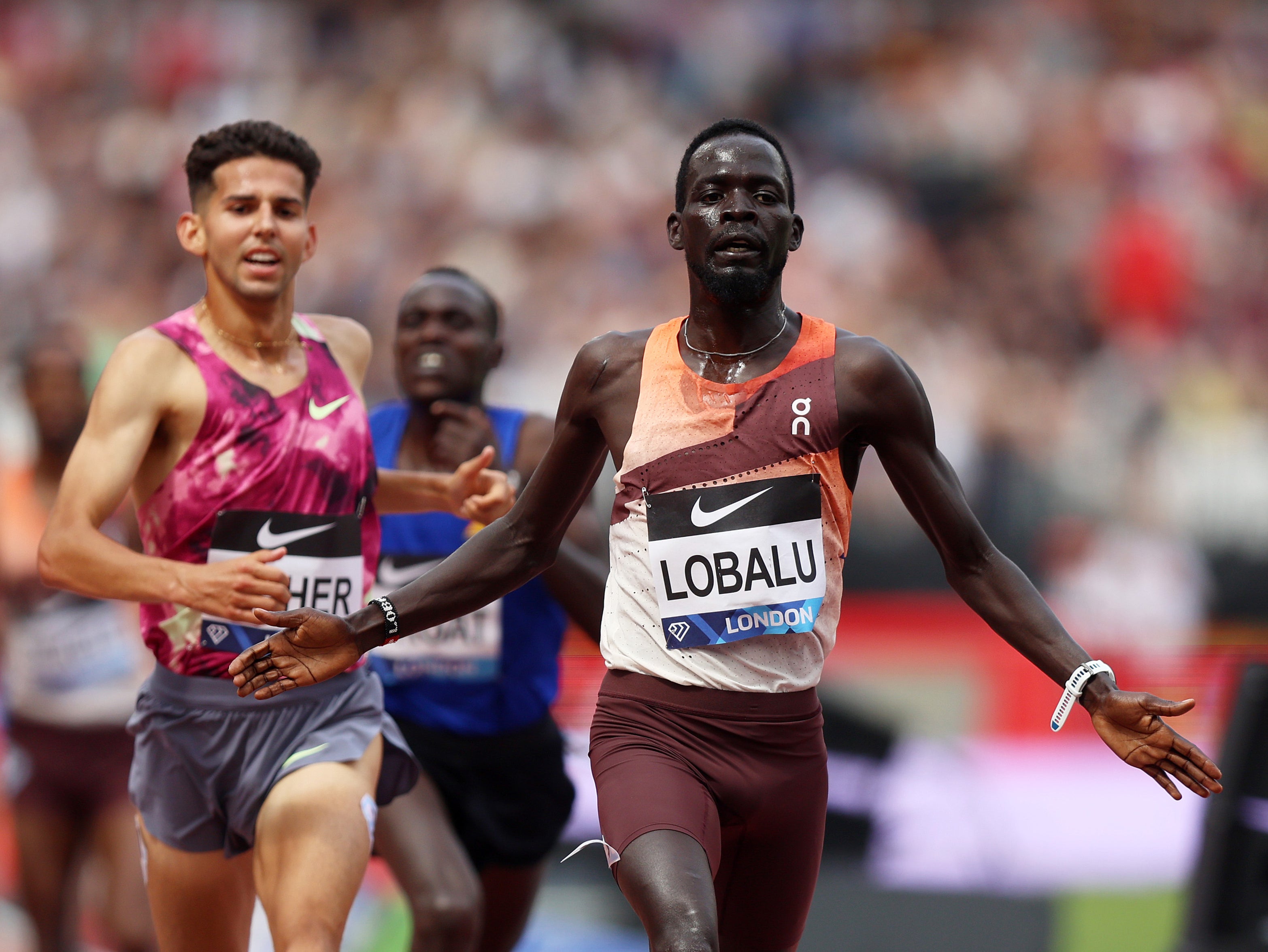 The athlete celebrates winning the men’s 3000m final during the 2024 London Athletics Meet