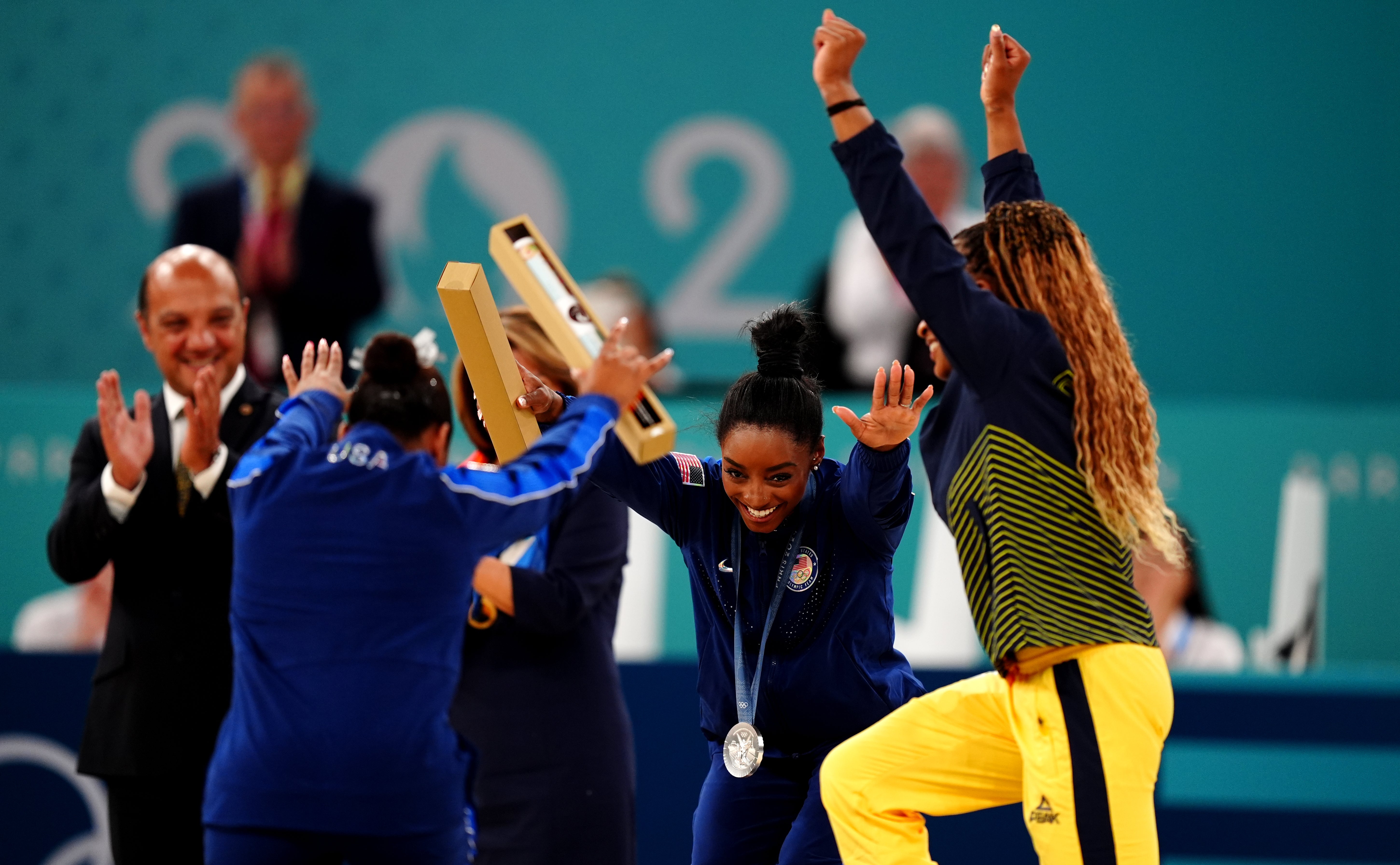 The medallists celebrated together