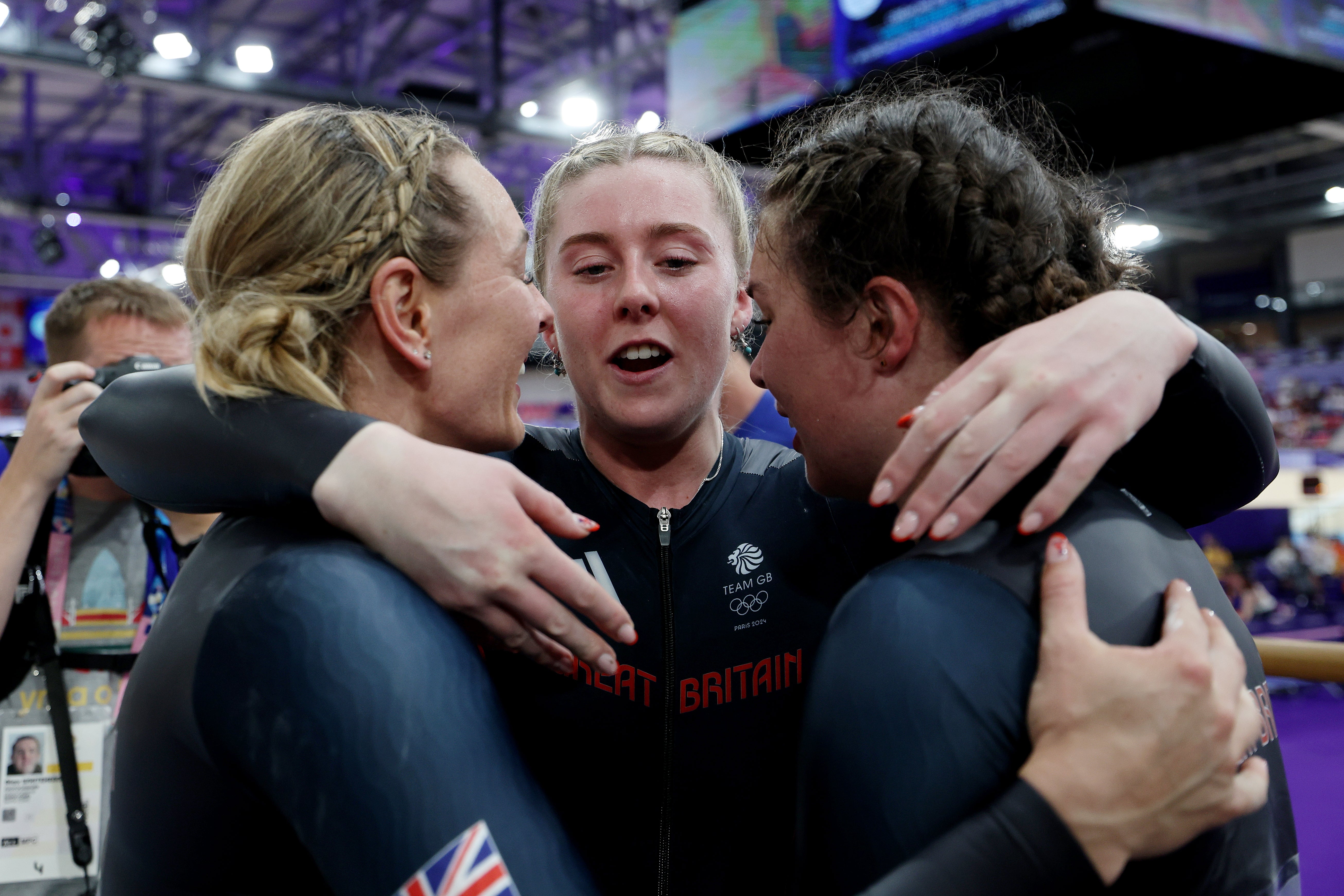 Katy Marchant, Sophie Capewell and Emma Finucane of Team Great Britain celebrate