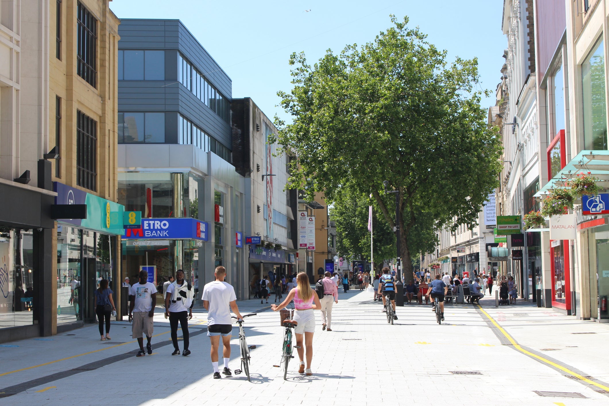 Queen Street in Cardiff takes home the gold