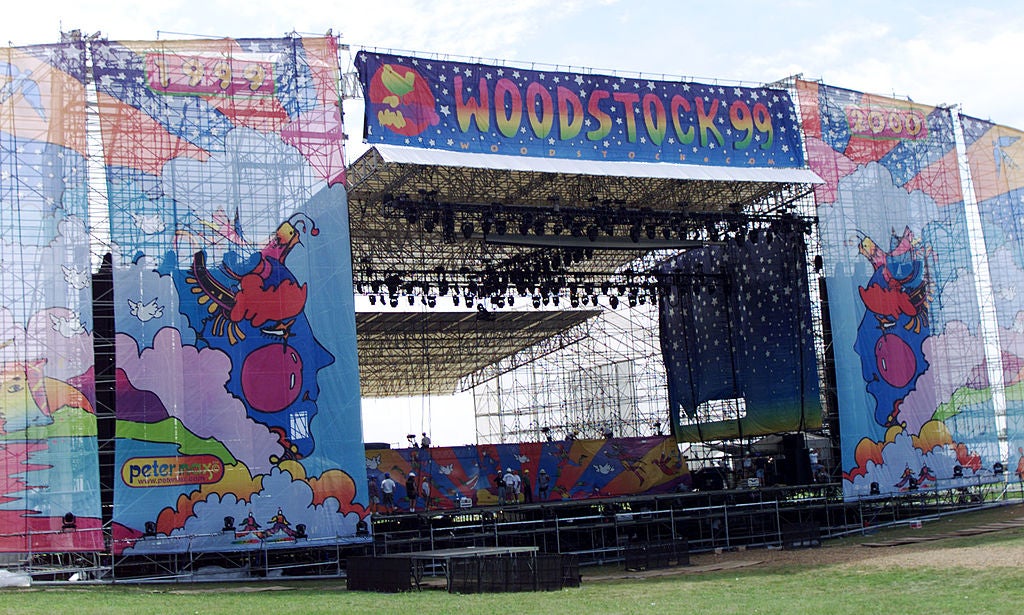 One of the two main stages at Woodstock 1999