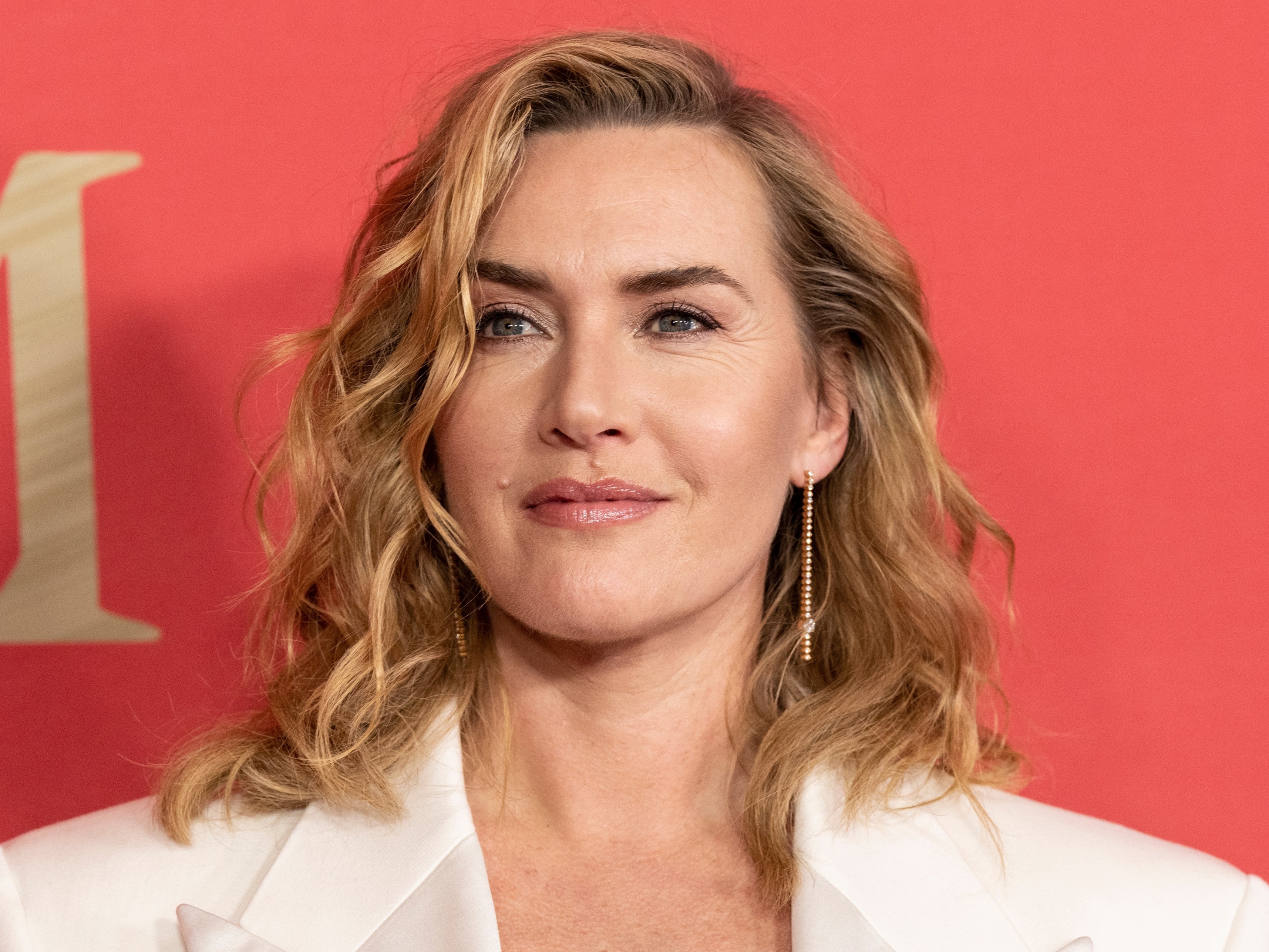 When a crewmember asked Kate Winslet to sit up straighter to flatten out her stomach, she replied ‘Not on your life!’