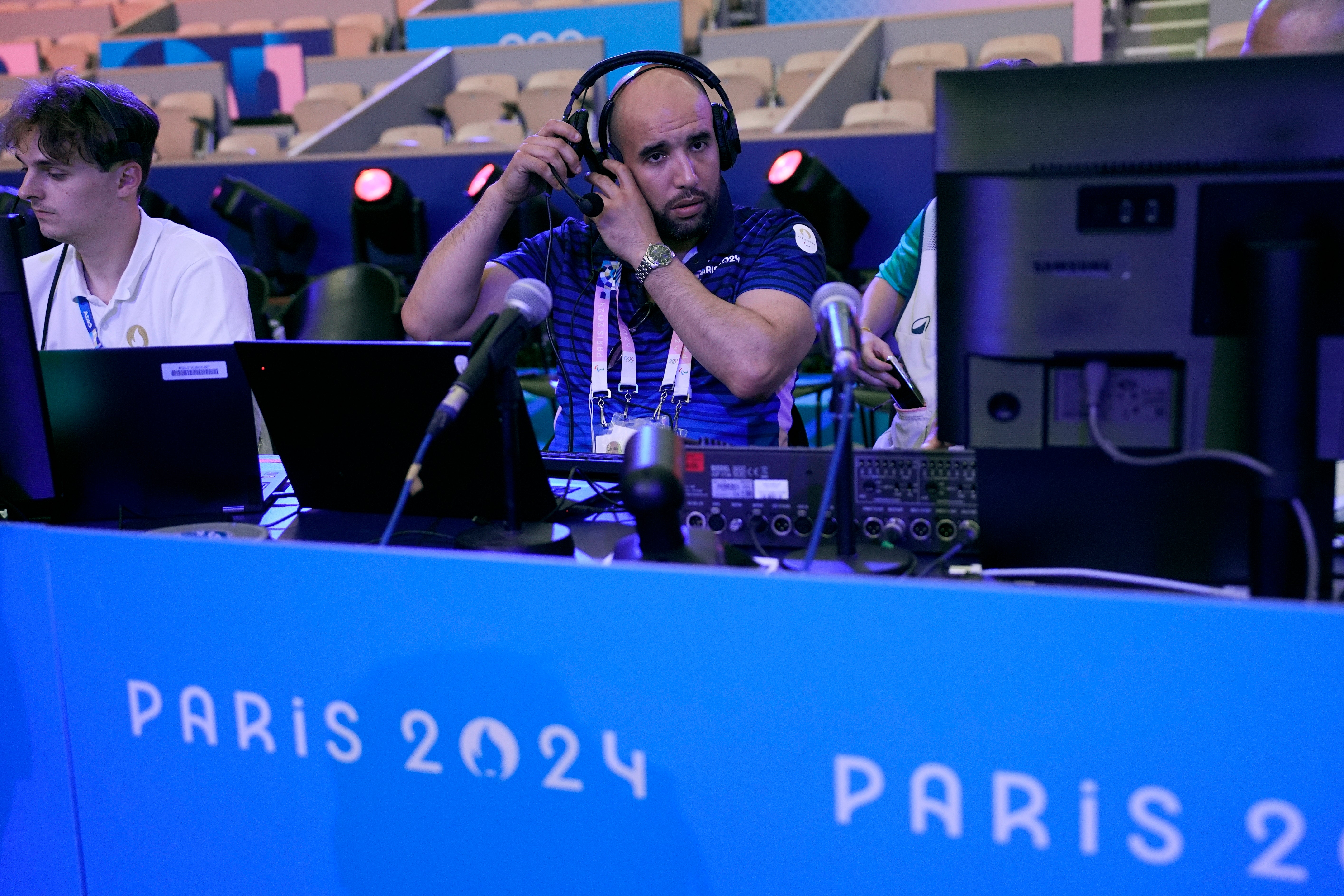 Paris Olympics Blind Boxing Announcer