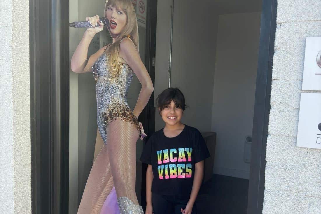 Alice da Silva Aguiar eagerly waiting to get into the Taylor Swift themed dance class (Family handout/PA)