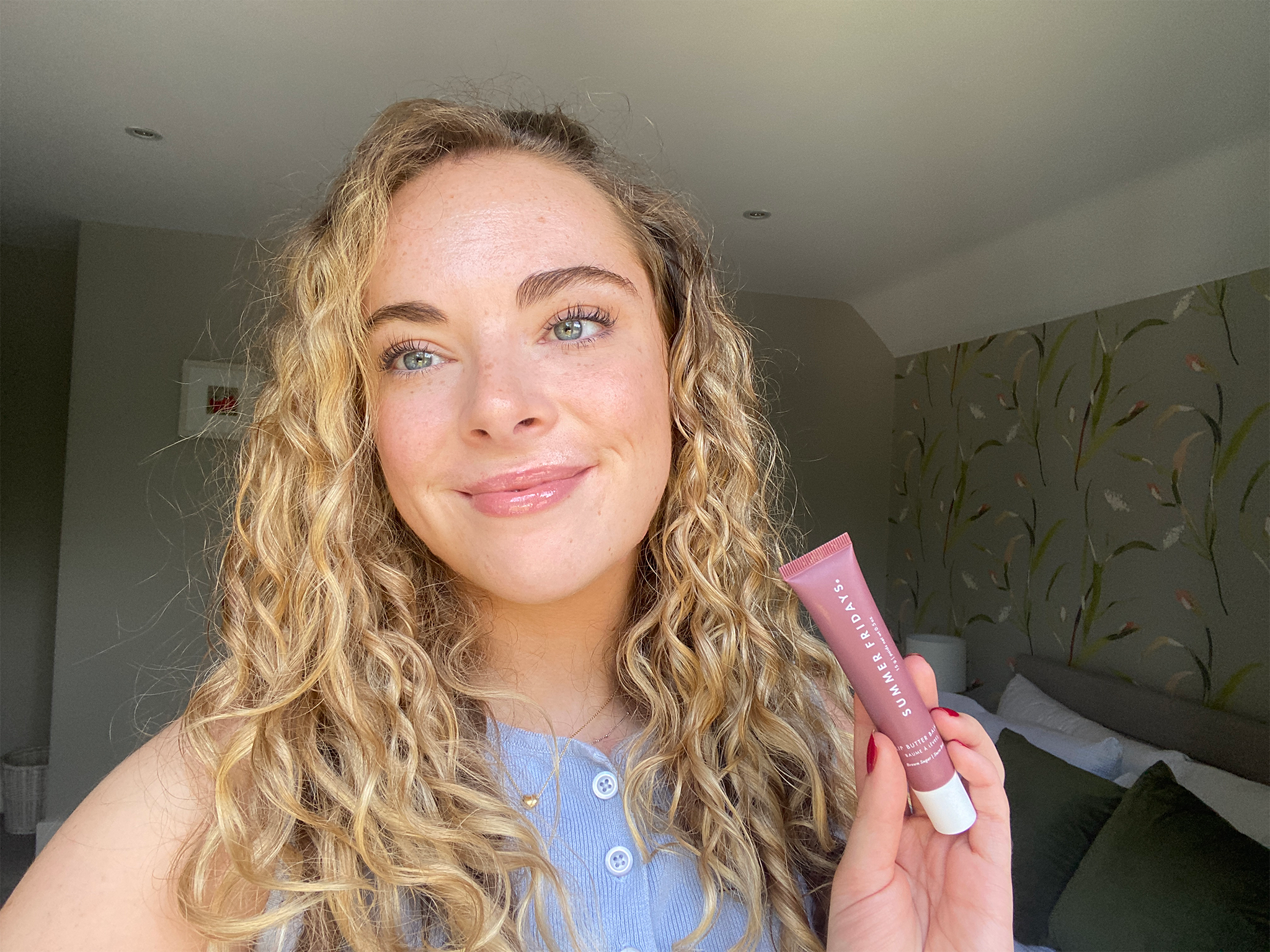 Summer-Fridays-best-lipgloss-review-indybest