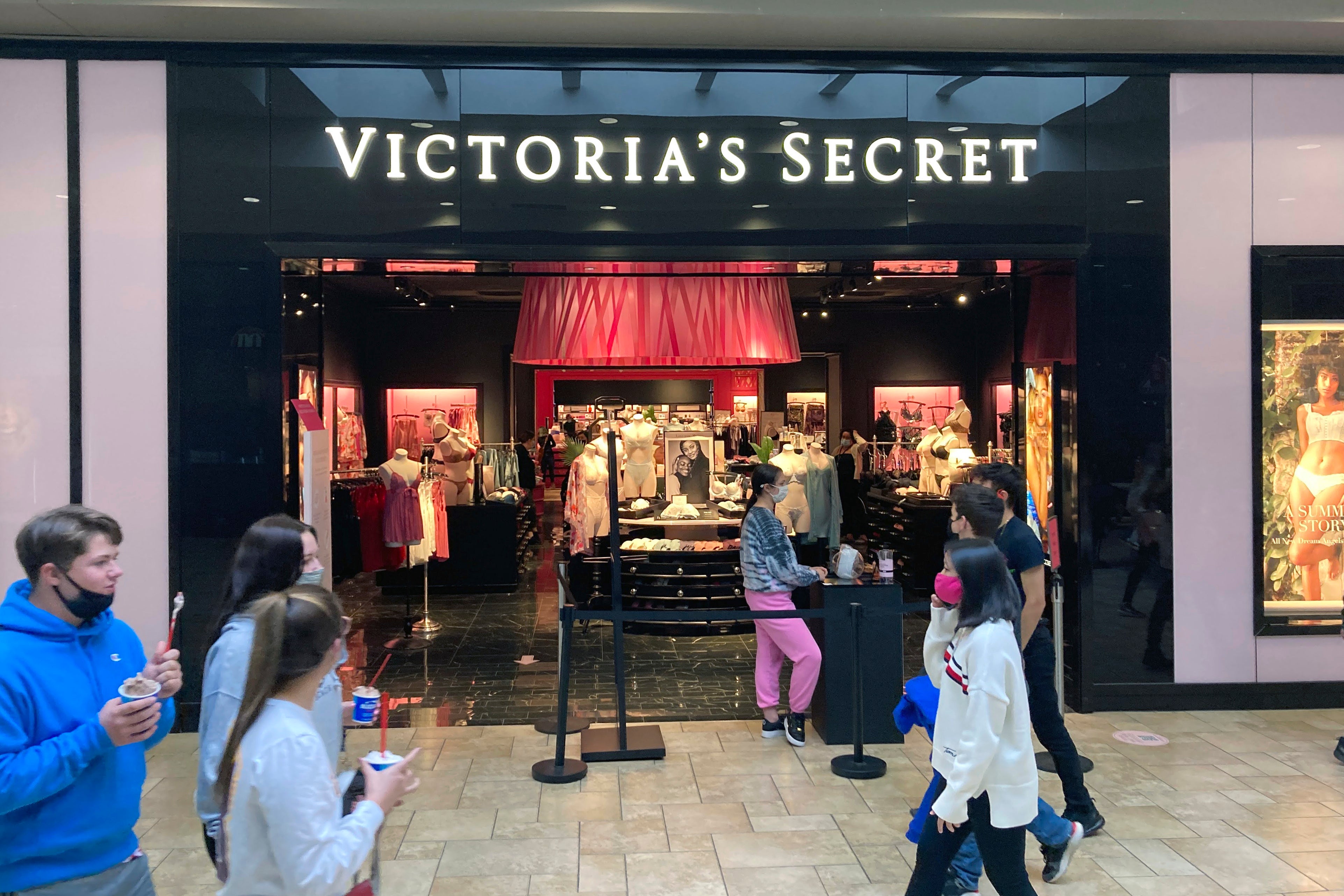 Victoria's Secret-CEO