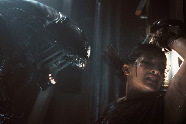 <p>Breath mint?: Cailee Spaeny is menaced by a Xenomorph in ‘Alien: Romulus’</p>