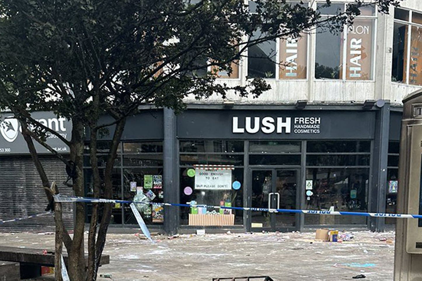 The aftermath after trouble flared in Hull (Olly Burdett)