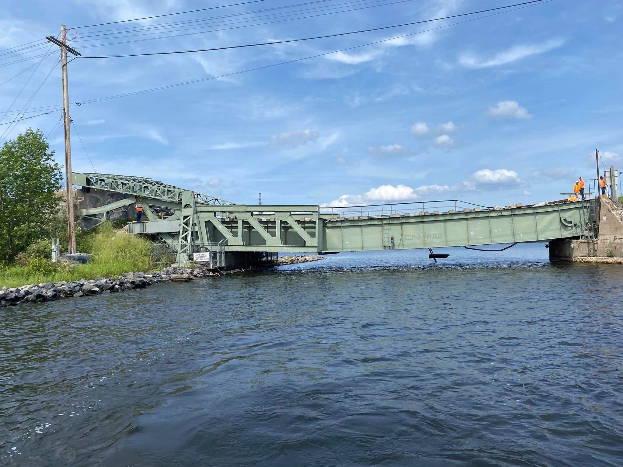 US--Canada Bridge Collapse