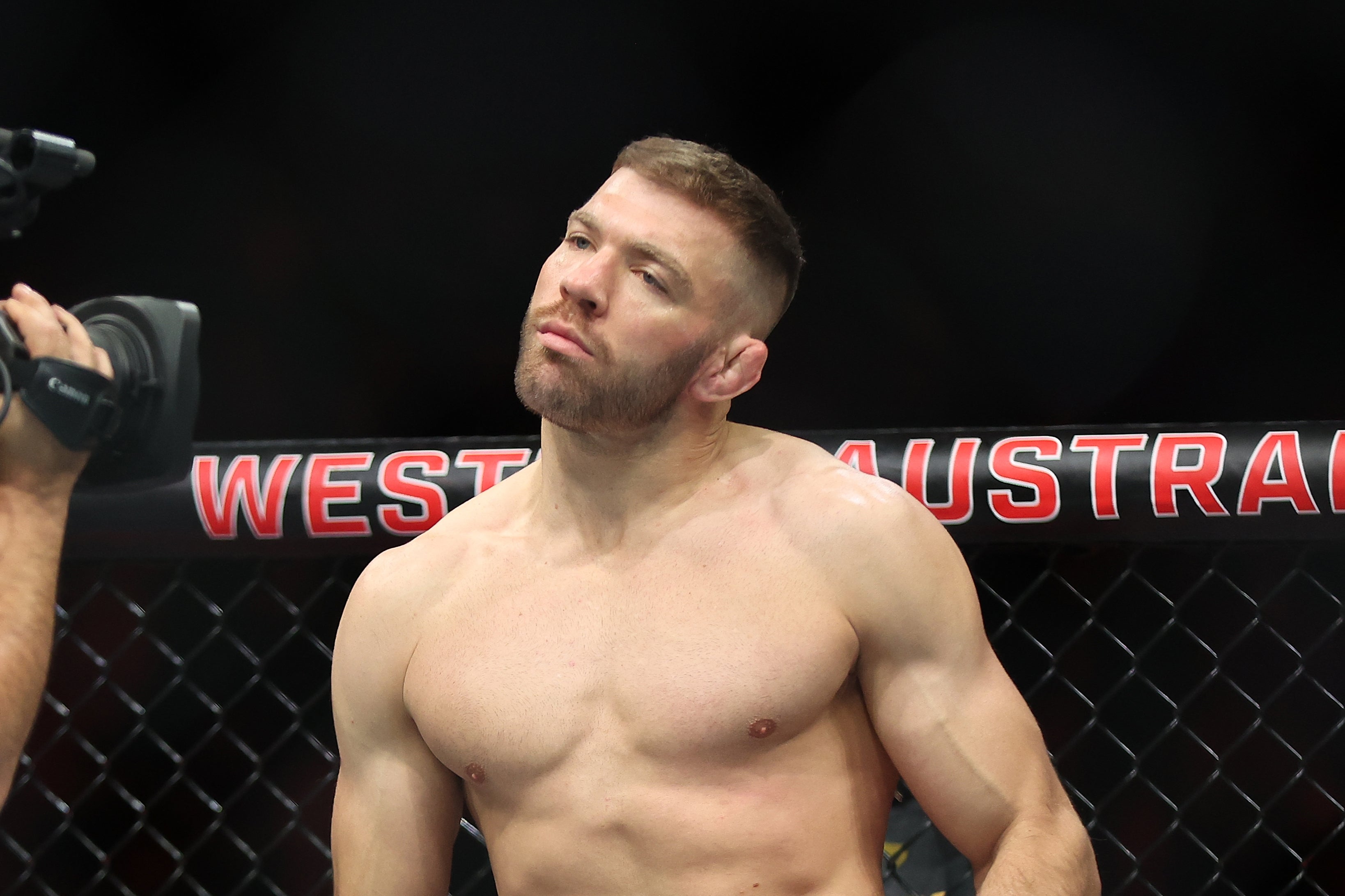 Dricus Du Plessis responds to injury ‘rumours’ after Khamzat Chimaev claim