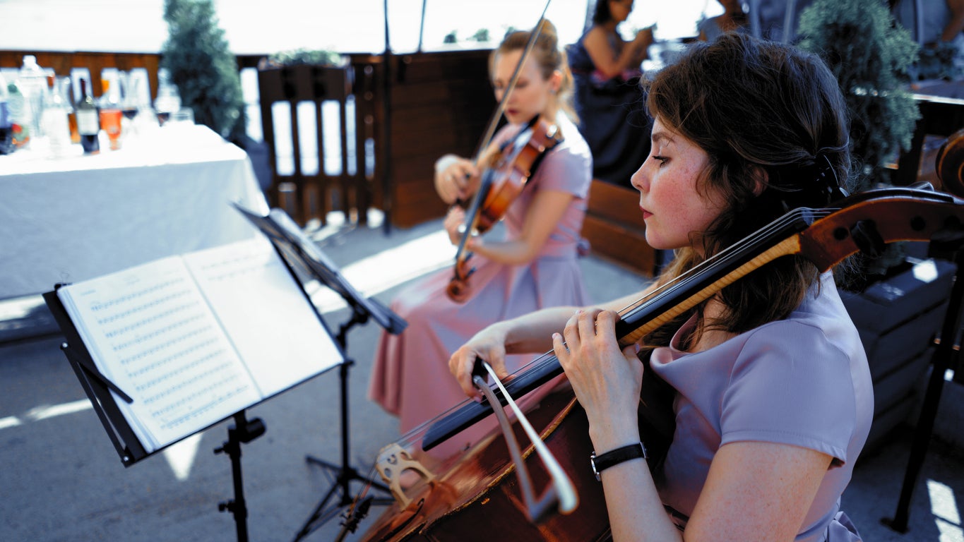 Groom asks wedding band to leave mid-reception after discovering singer is his ex