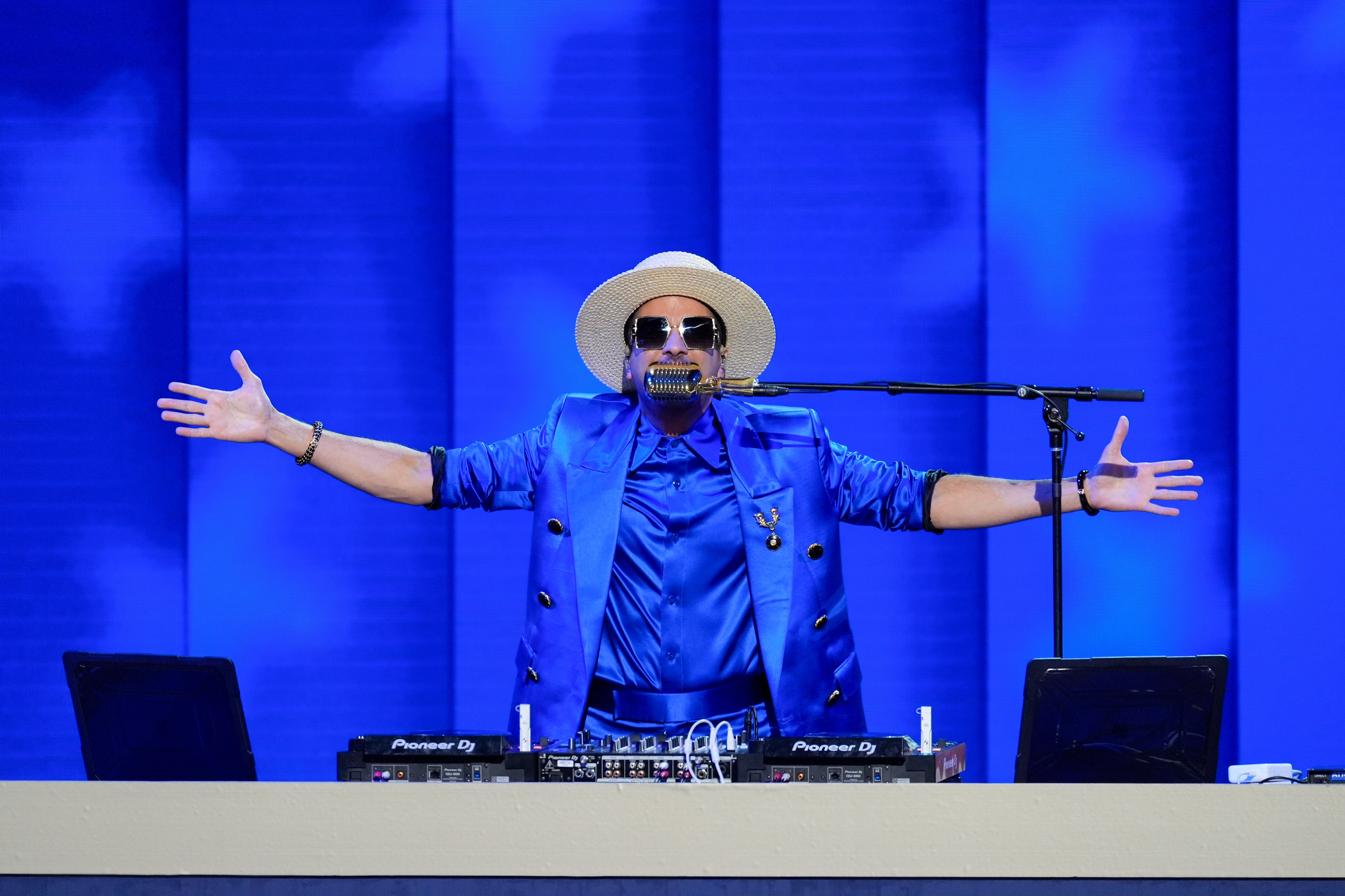 DJ Cassidy at the DNC 2024 roll call