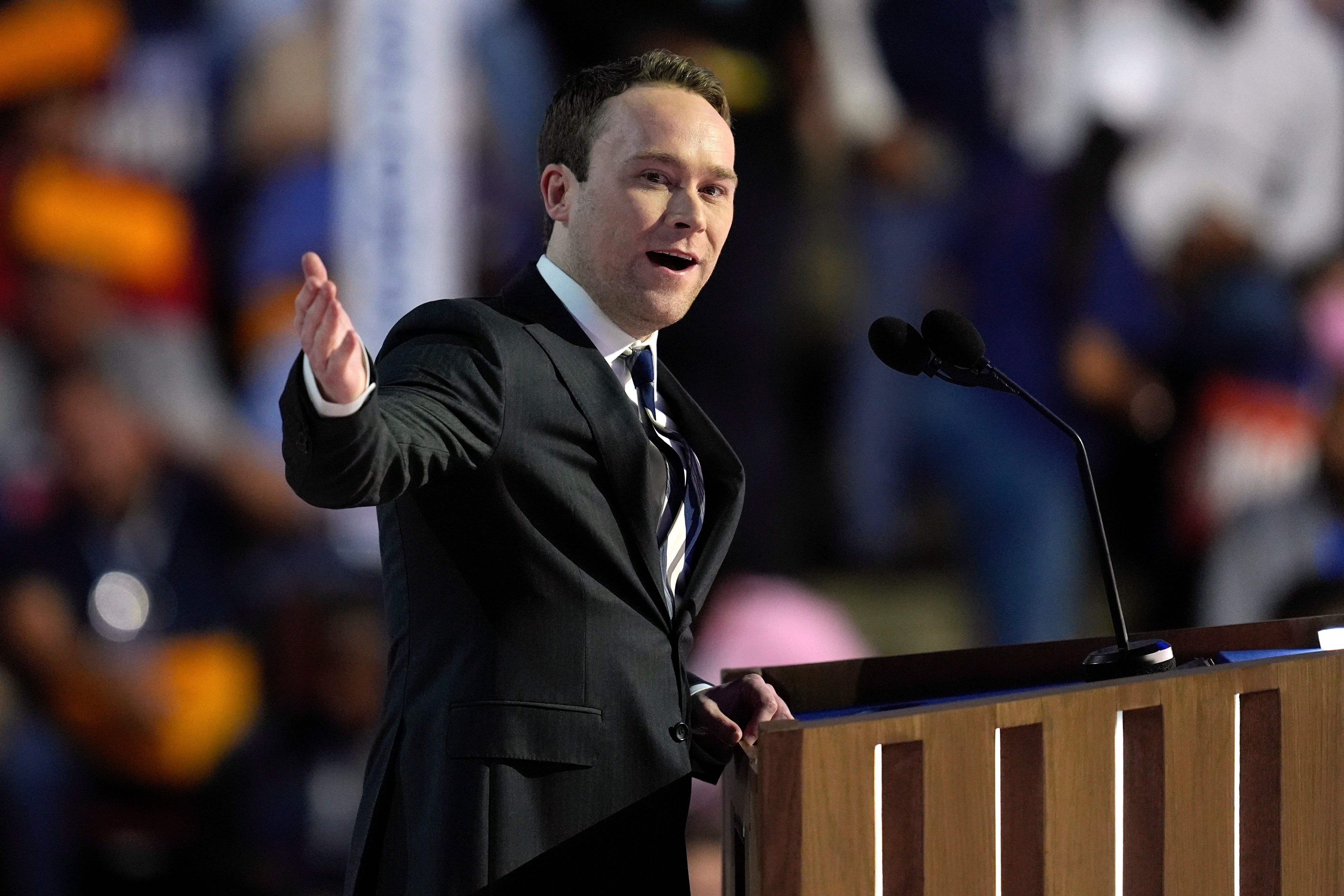 Election 2024 Harris Meet the Family