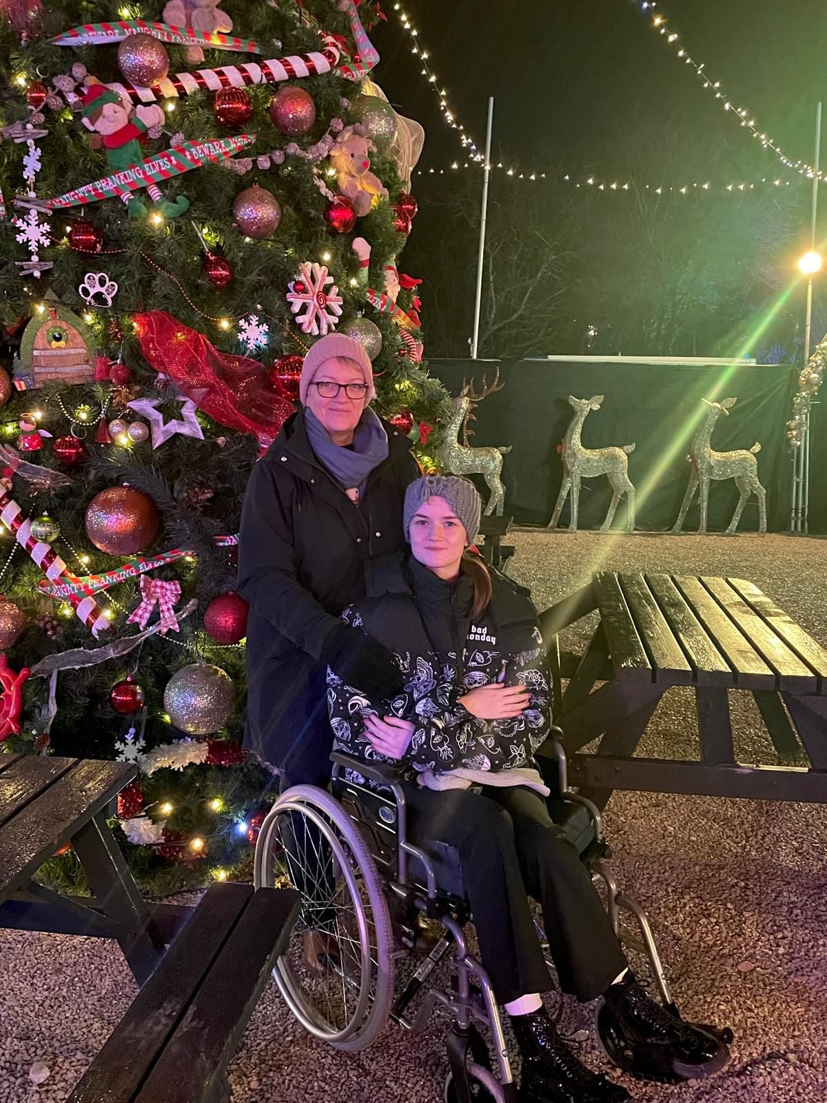 Amy-Louise Beaumont with her mother Julie at Christmas