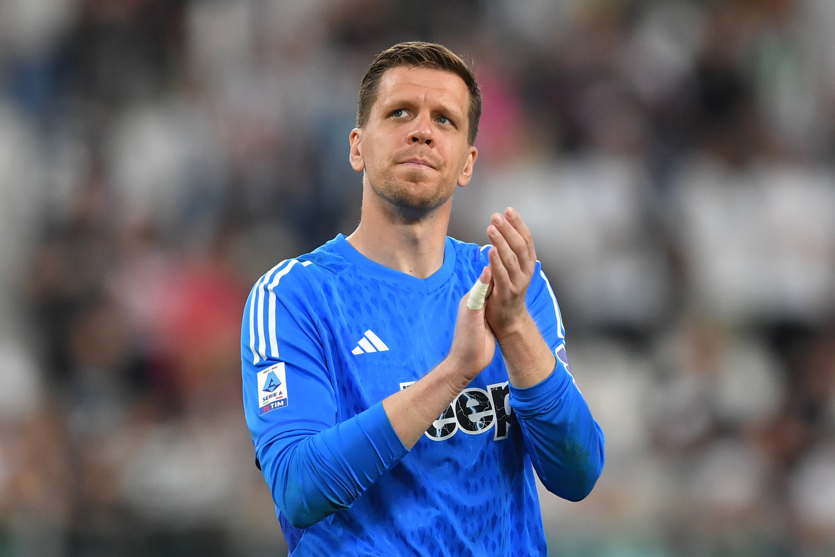 Wojciech Szczesny has announced his retirement from football