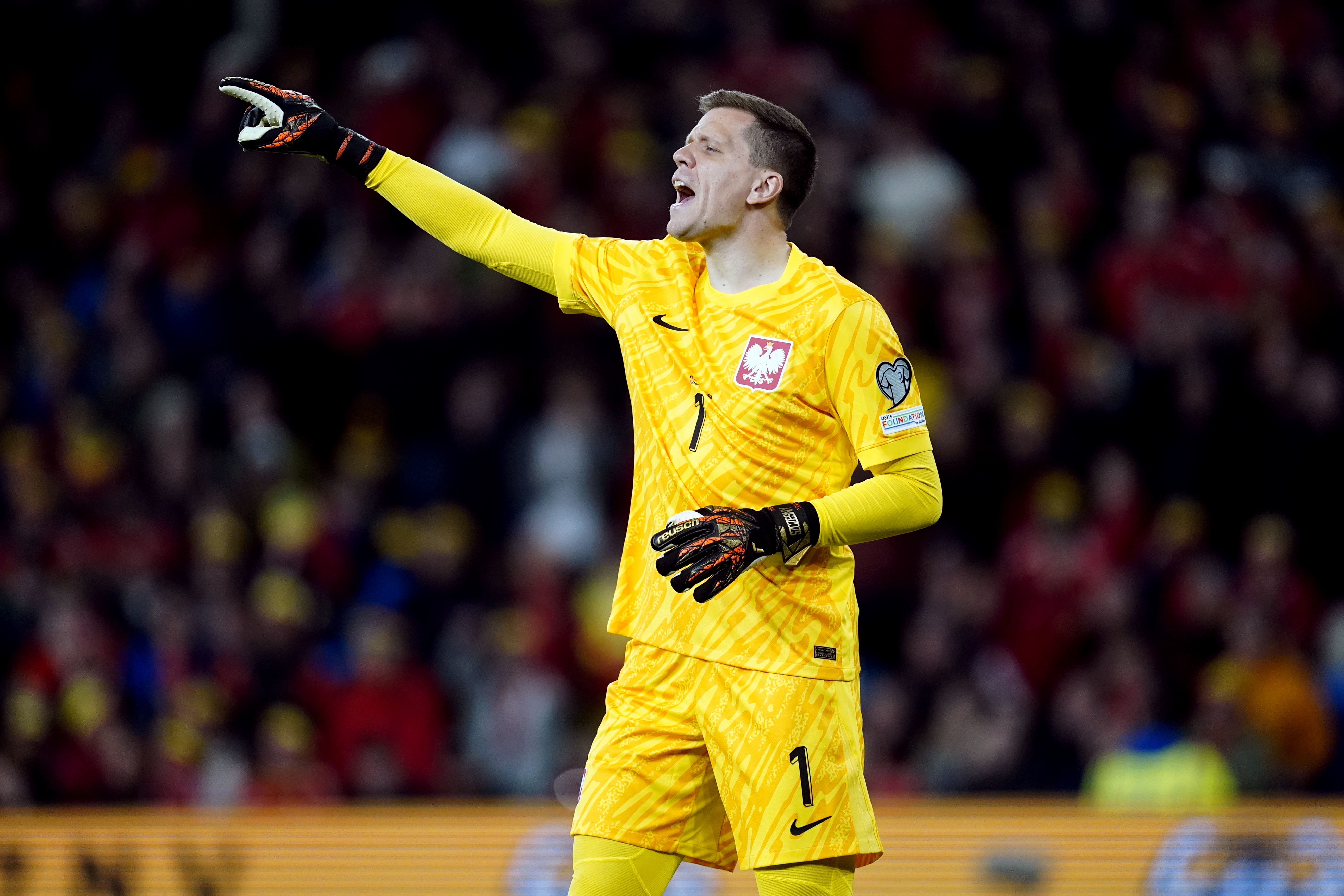 Wojciech Szczesny has returned to professional football after 36 days