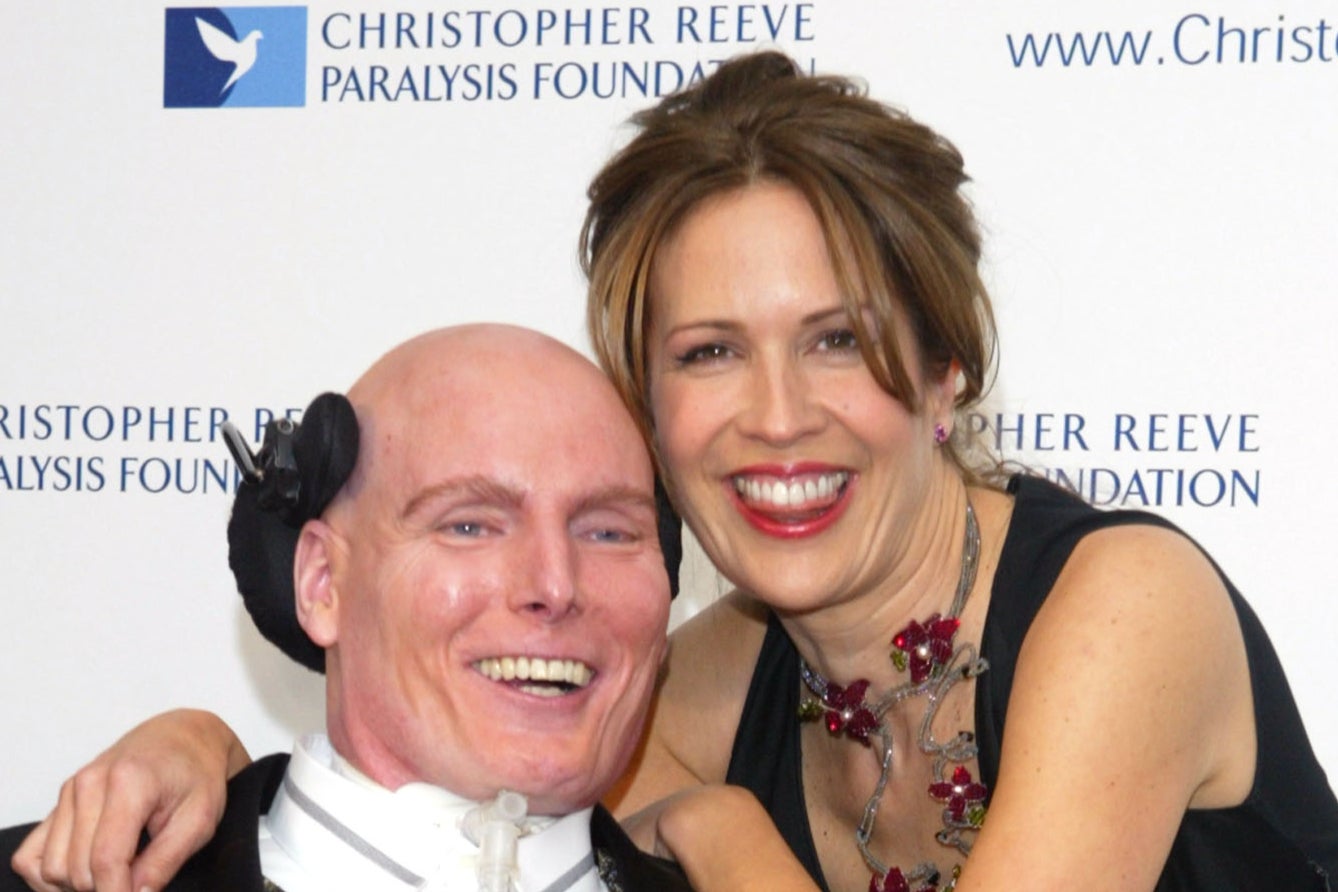 Christopher Reeve and his wife Dana attend the Christopher Reeve Paralysis Foundation Gala in New York in 2003