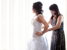 Bride defended for starting her wedding ceremony without her mom