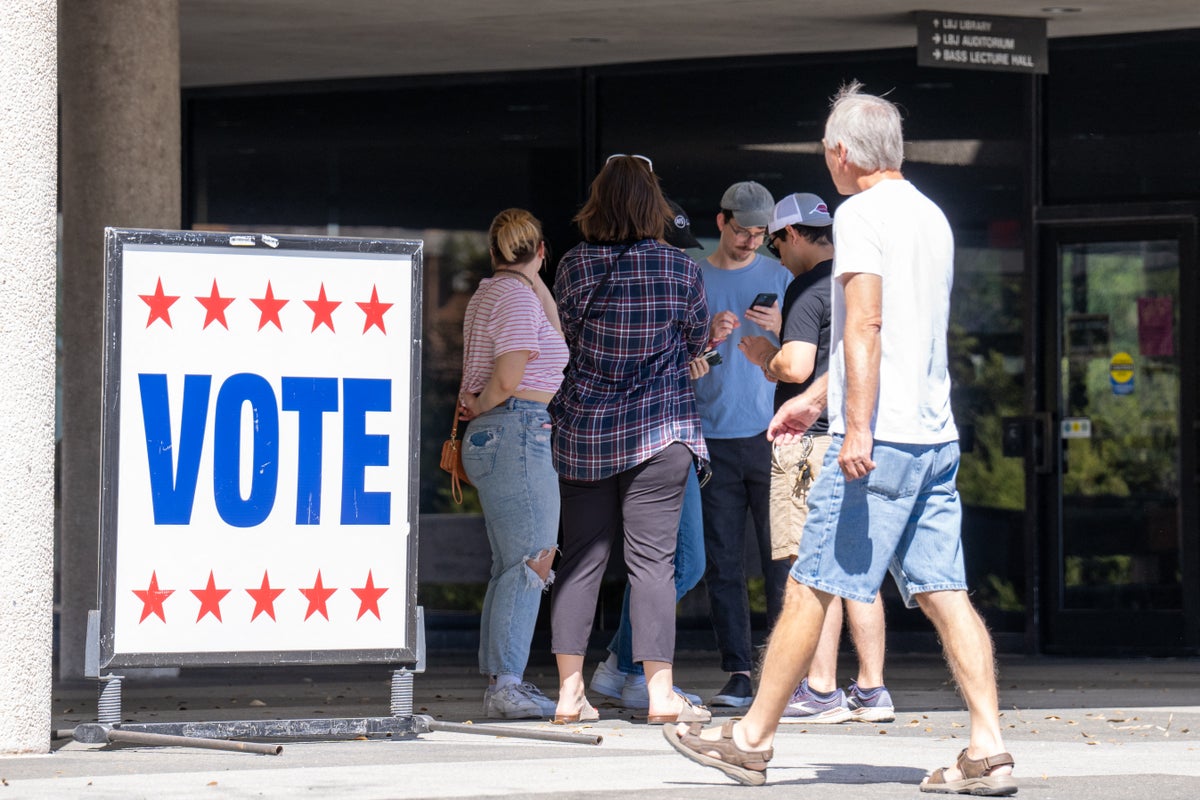 https://static.the-independent.com/2024/08/28/17/GettyImages-2053787412.jpg?width=1200&height=800&crop=1200:800