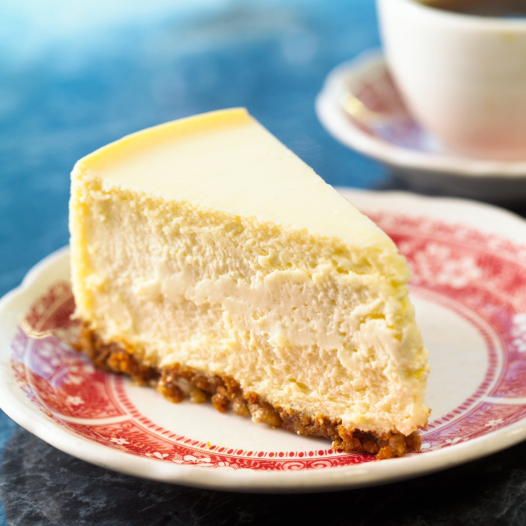 You don’t have to be a master pastry chef to put together a good cheesecake