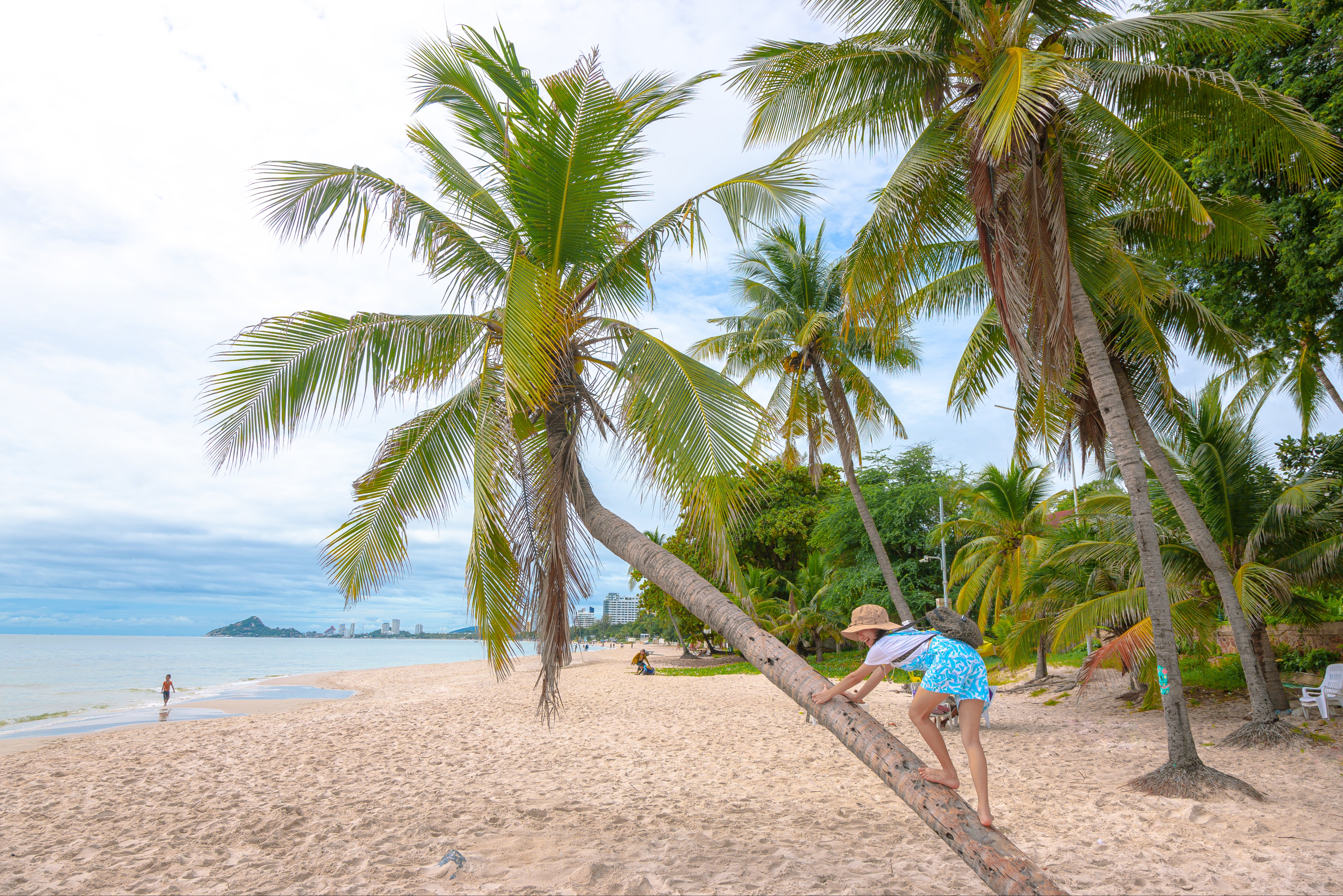 The beach resort of Hua Hin is the antitdote to the metropolitan buzz