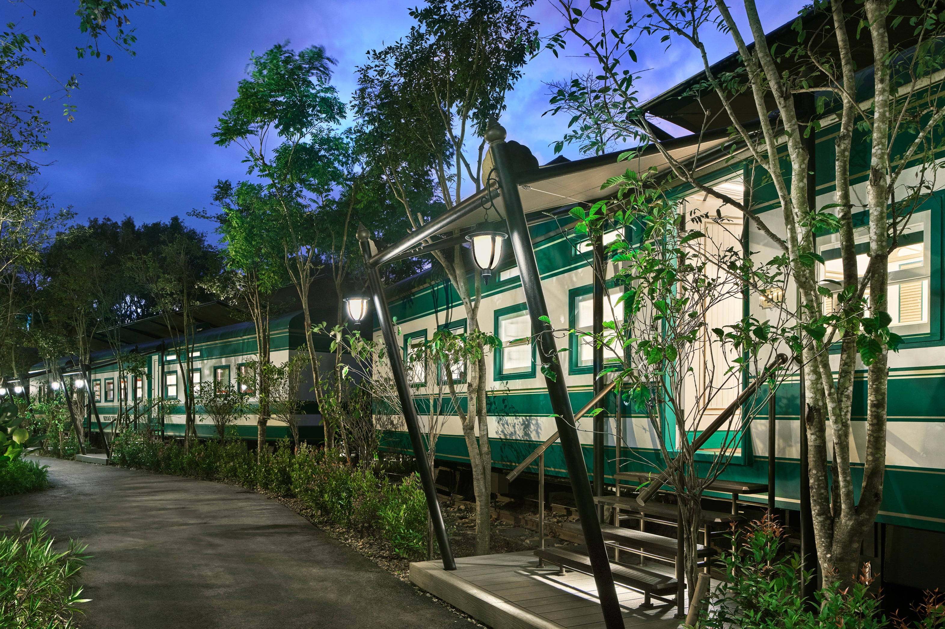 Lay your head in a luxury train-themed hotel, equipped with retro designs and Art Deco interiors