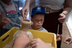 Boy returns to Israeli museum where he broke 3,500-year-old ancient jar