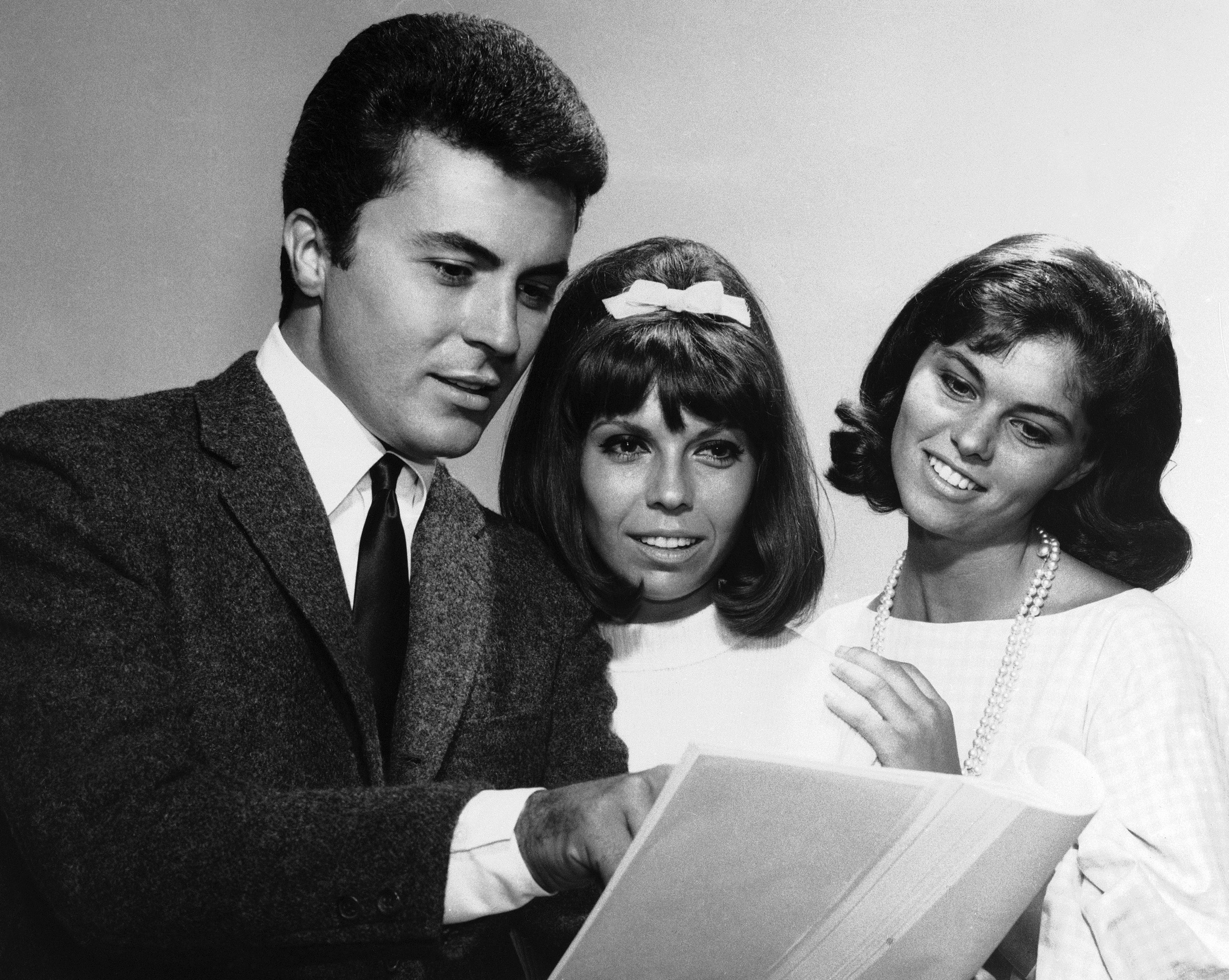 Darren with Nancy Sinatra and Claudia Martin in 1963