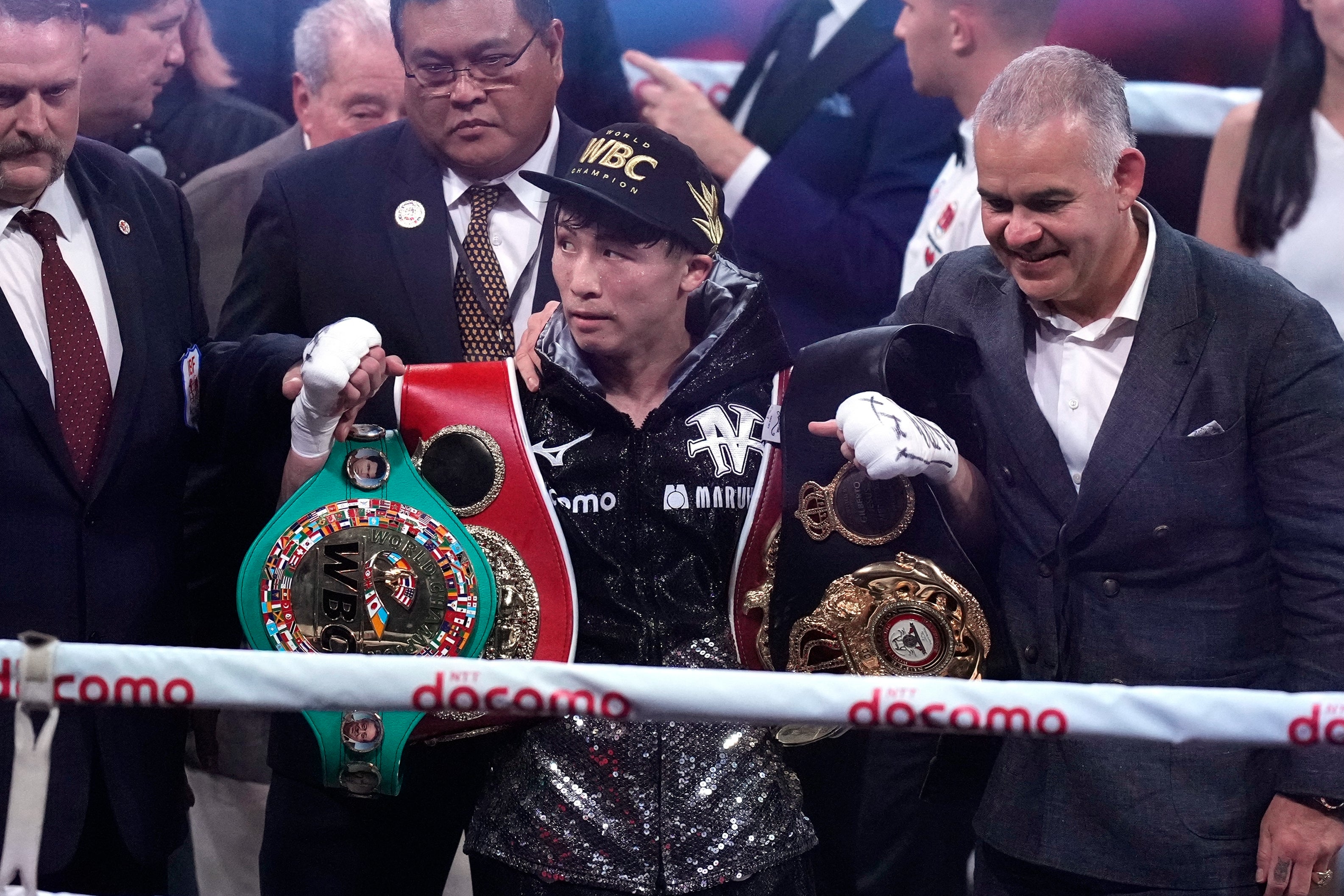 Naoya Inoue remained the undisputed super-bantamweight champion