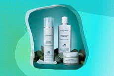 This Liz Earle hot cloth cleanser bundle is reduced from £70 to £35