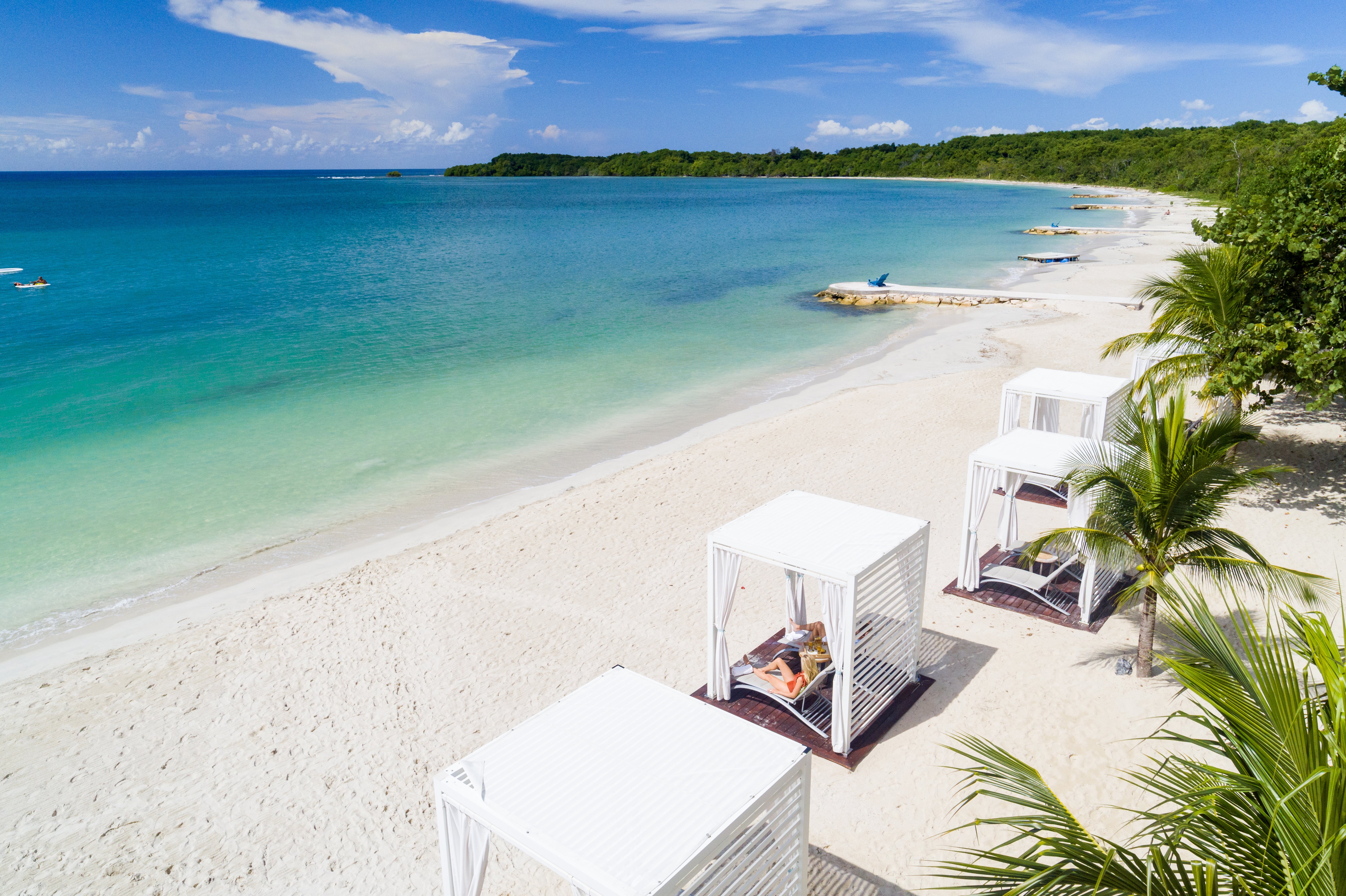 Immerse yourself in a world of white sand beaches, turquoise waters and luxury stays at Sandals seven Jamaican resorts