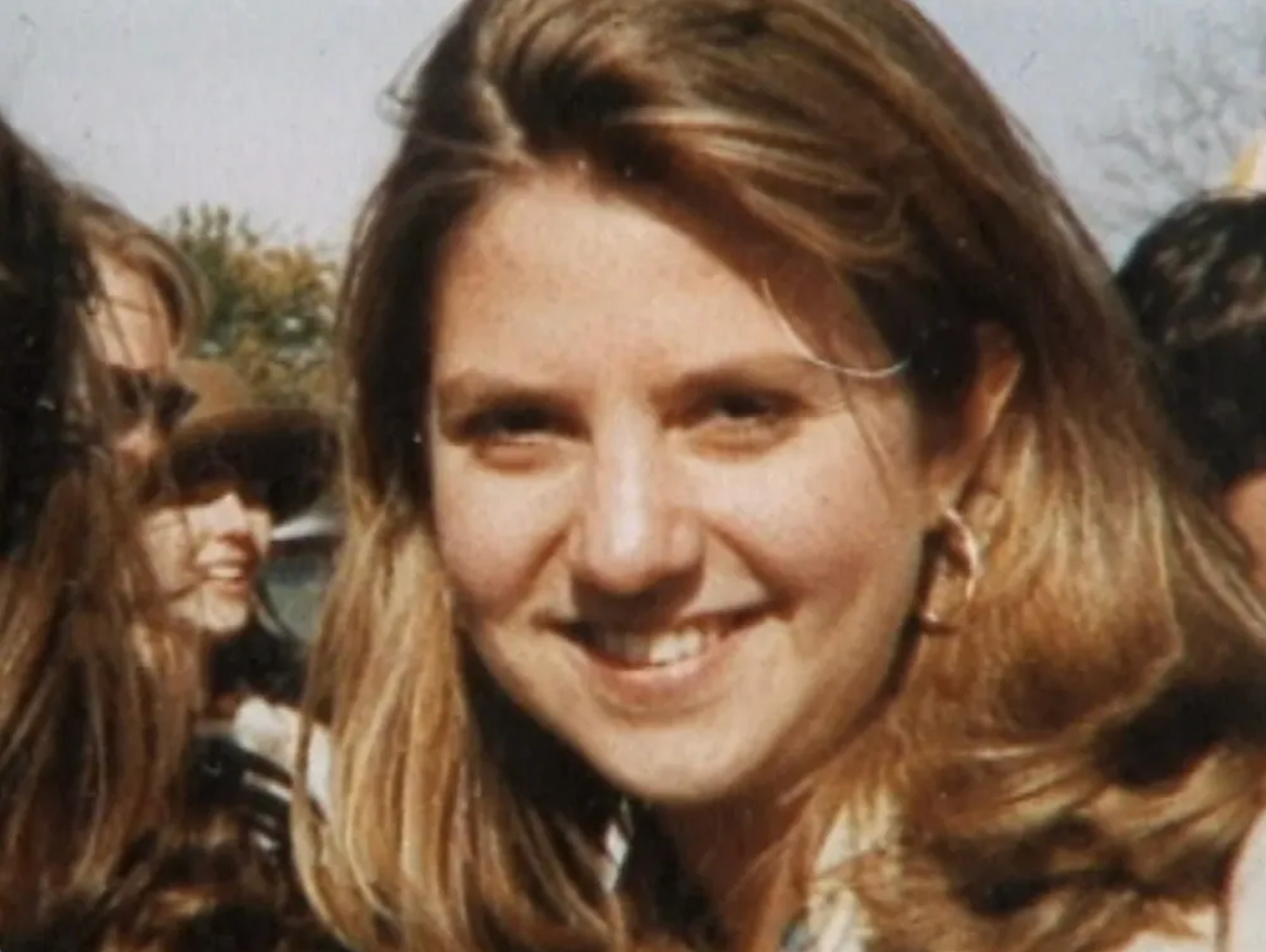 Laura Houghteling, a Harvard grad, was killed in October 1992