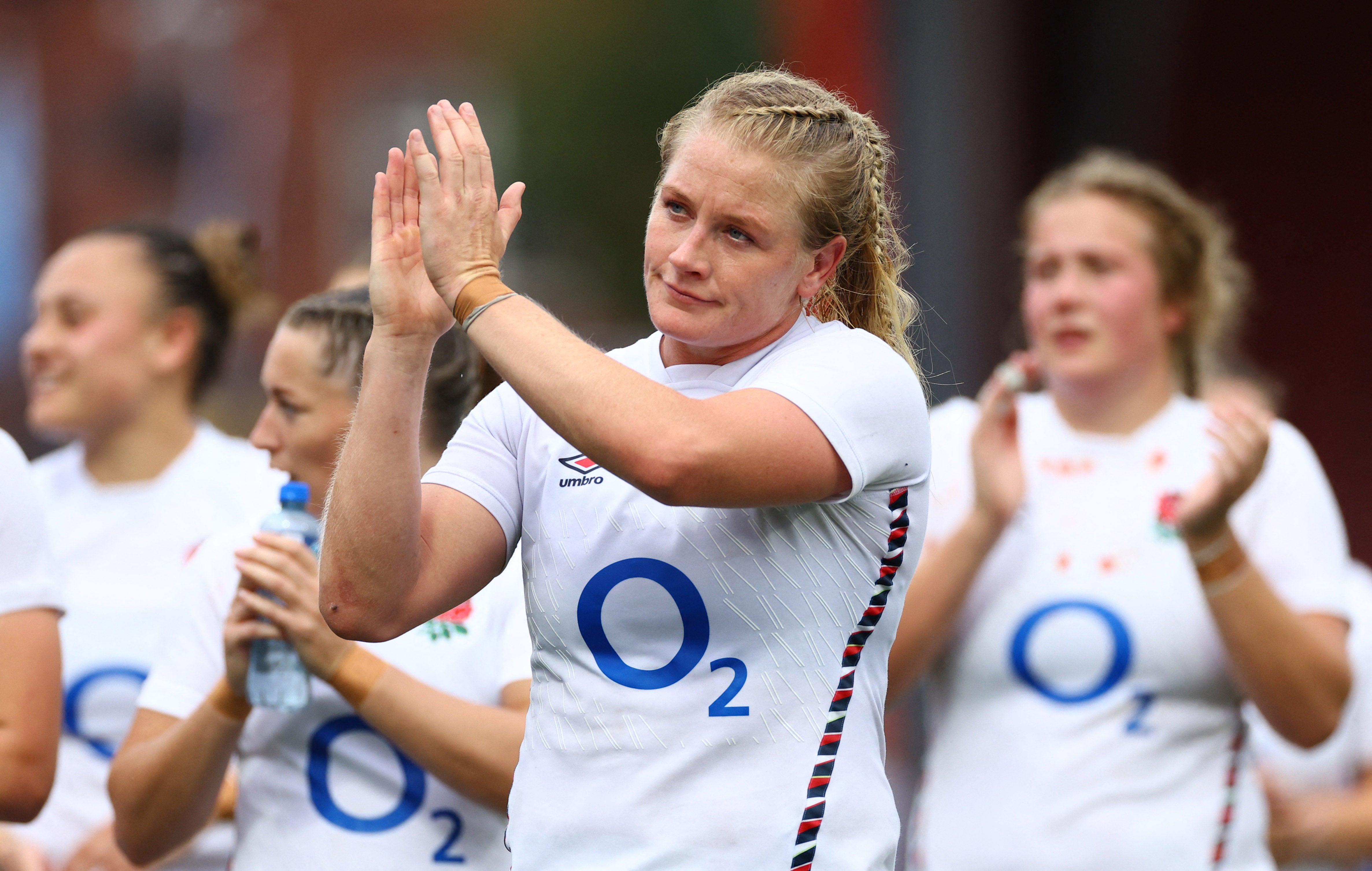 England eased past France with a strong 38-19 victory.