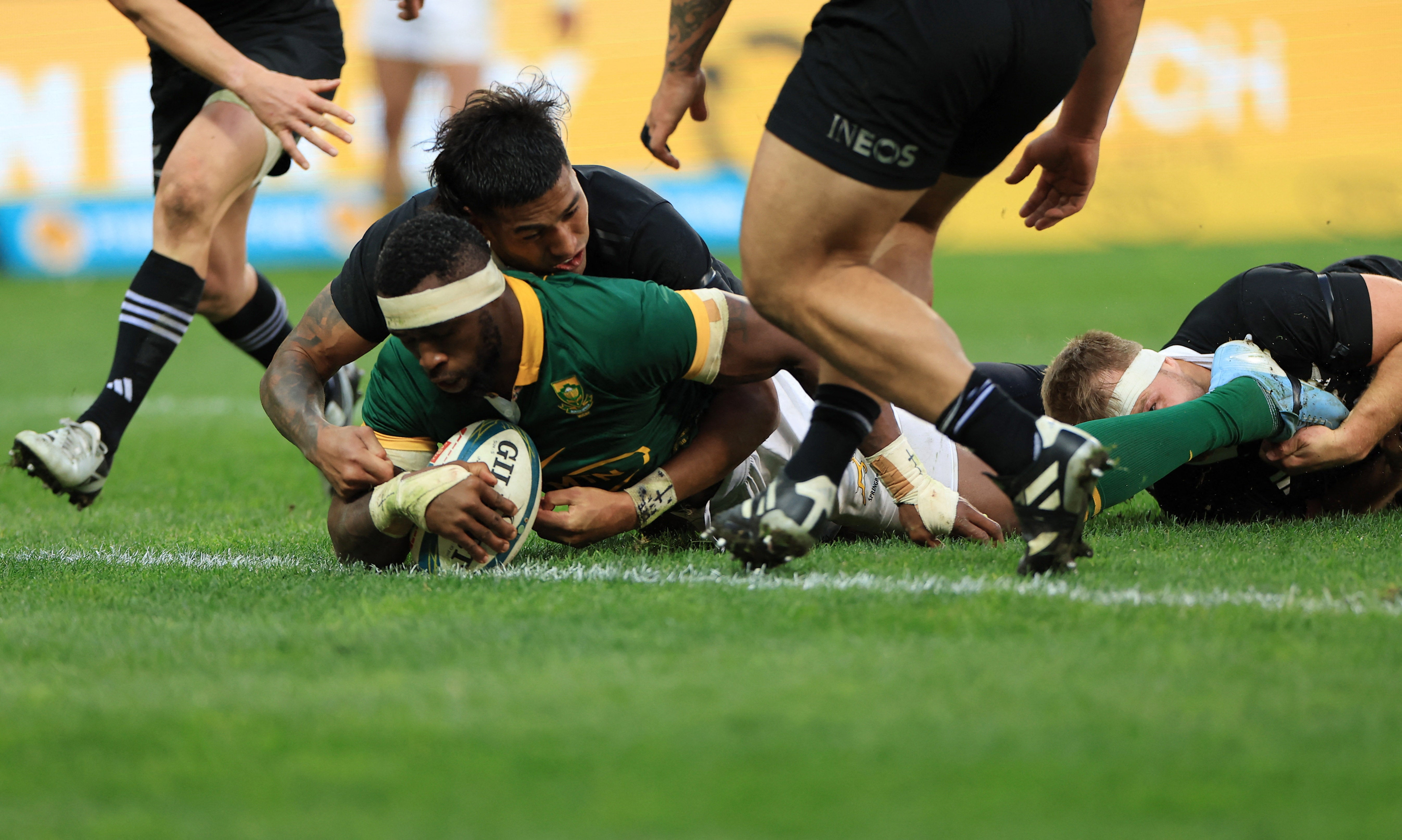 South Africa captain Siya Kolisi scored the opening try to send his team into the lead against the All Blacks.