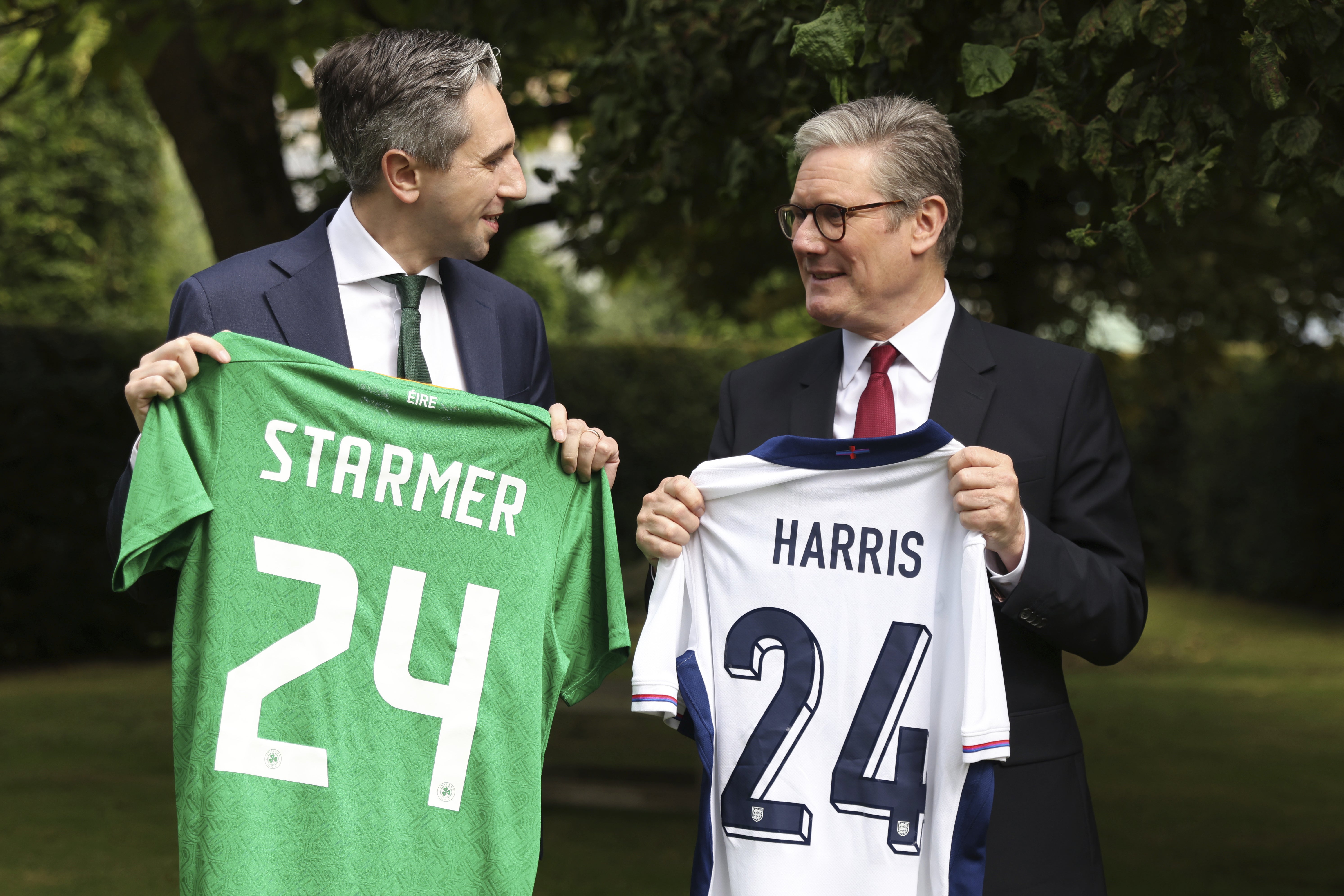 Simon Harris and Keir Starmer swap personalised jerseys as the respective prime ministers of Ireland and Britain meet in Dublin before September’s football international between Ireland and England