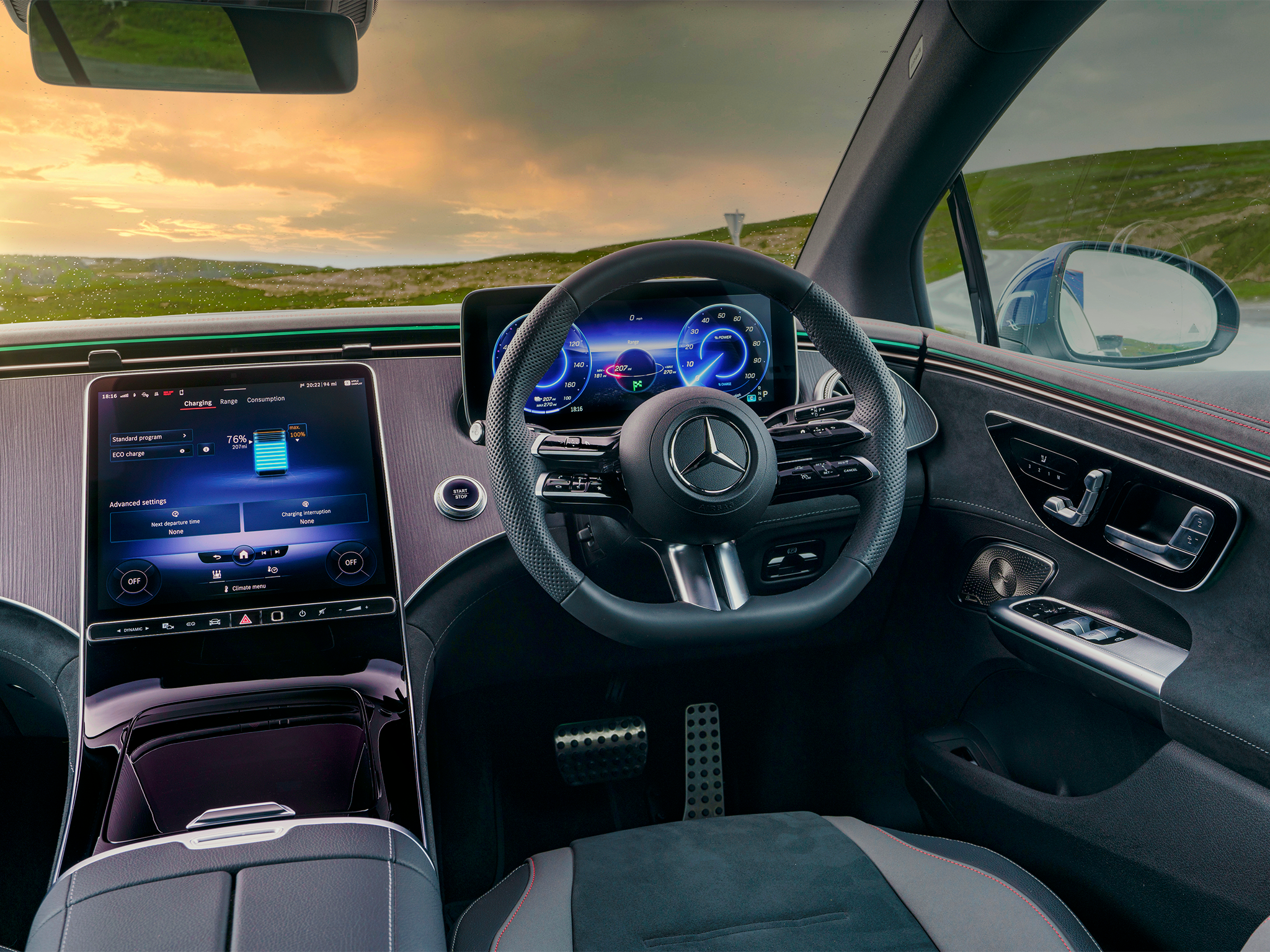 The high-def driver display is complemented by a 12.8-inch centre touchscreen of brilliant clarity