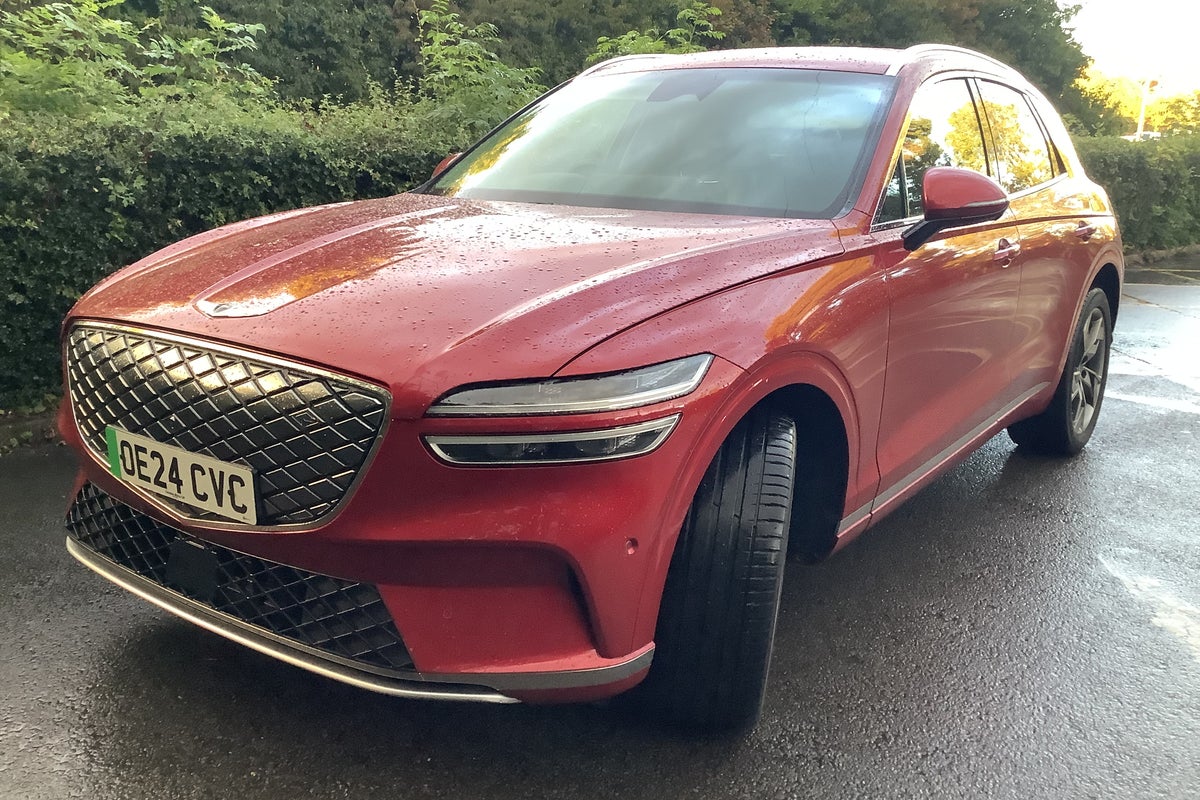 Musings for the quilted generation: Genesis Electrified GV70