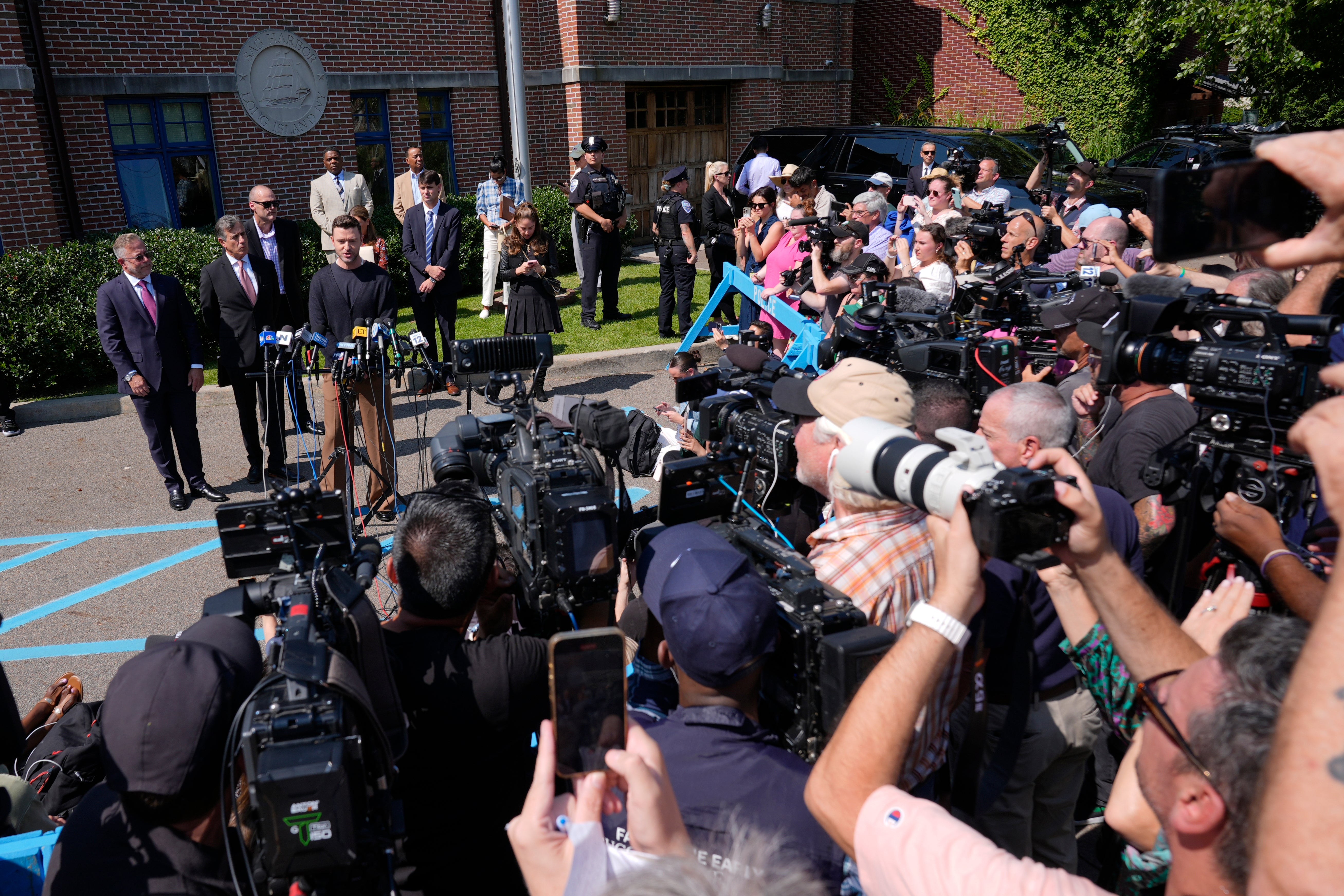 Speaking to reporters outside after the hearing, Timberlake urged others to learn from his ‘mistake’