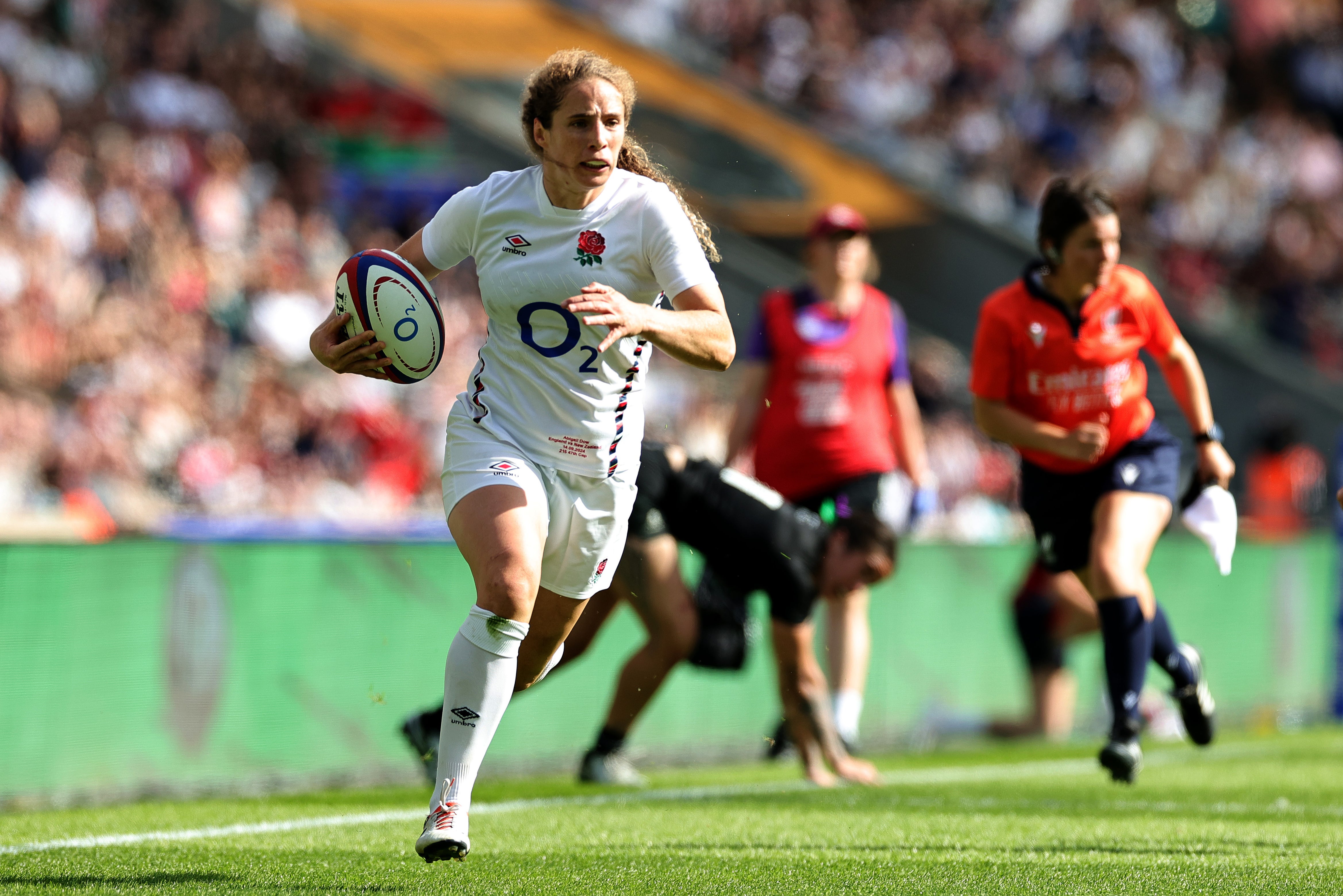 Abby Dow cantered to one of England’s tries