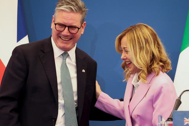 <p>Italian Prime Minister Giorgia Meloni, right, and British Prime Minister Keir Starmer pose after a joint news conference</p>