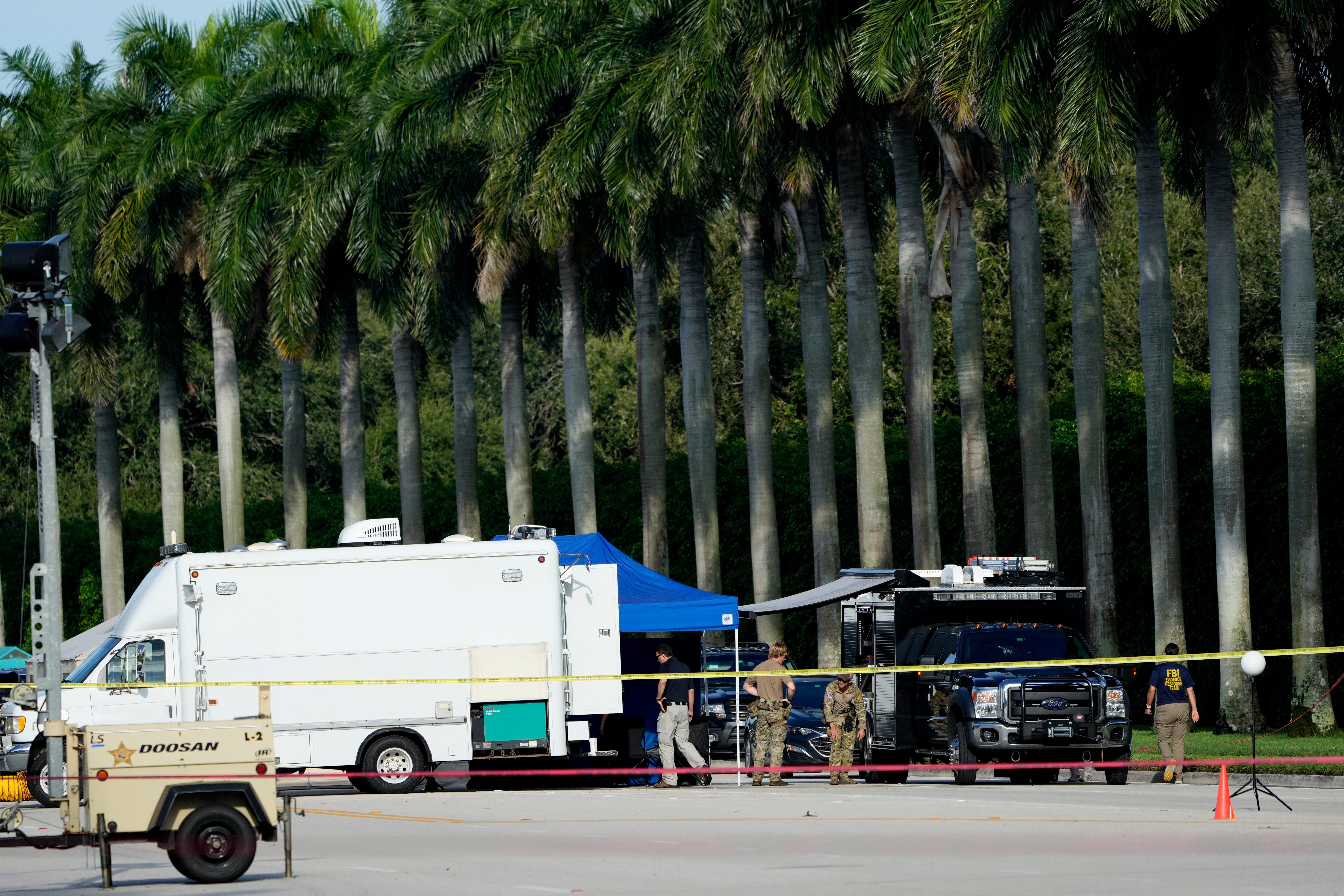 The perimeter of the Trump International Golf Club in West Palm Beach, Florida, sealed off by authorities