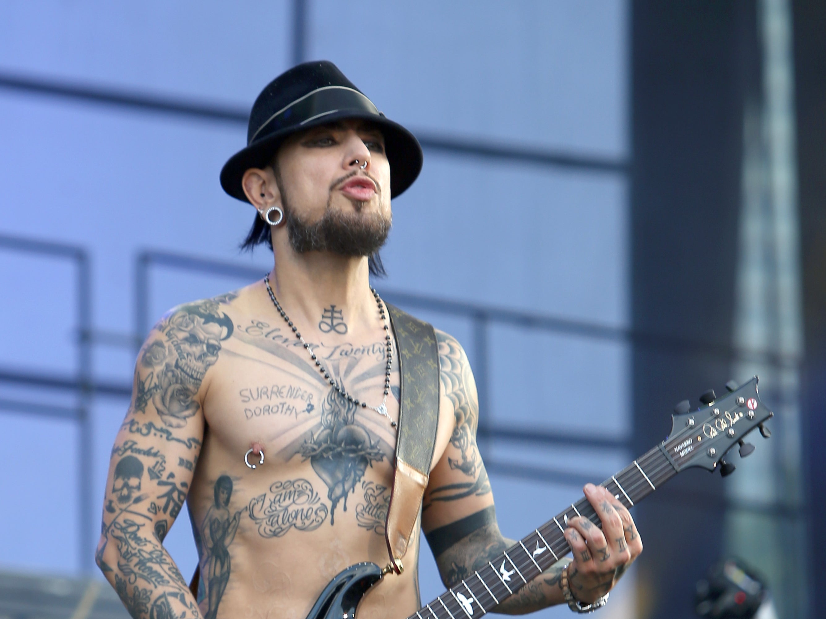 Dave Navarro celebrated a reissue of his 1994 project ‘Deconstruction’