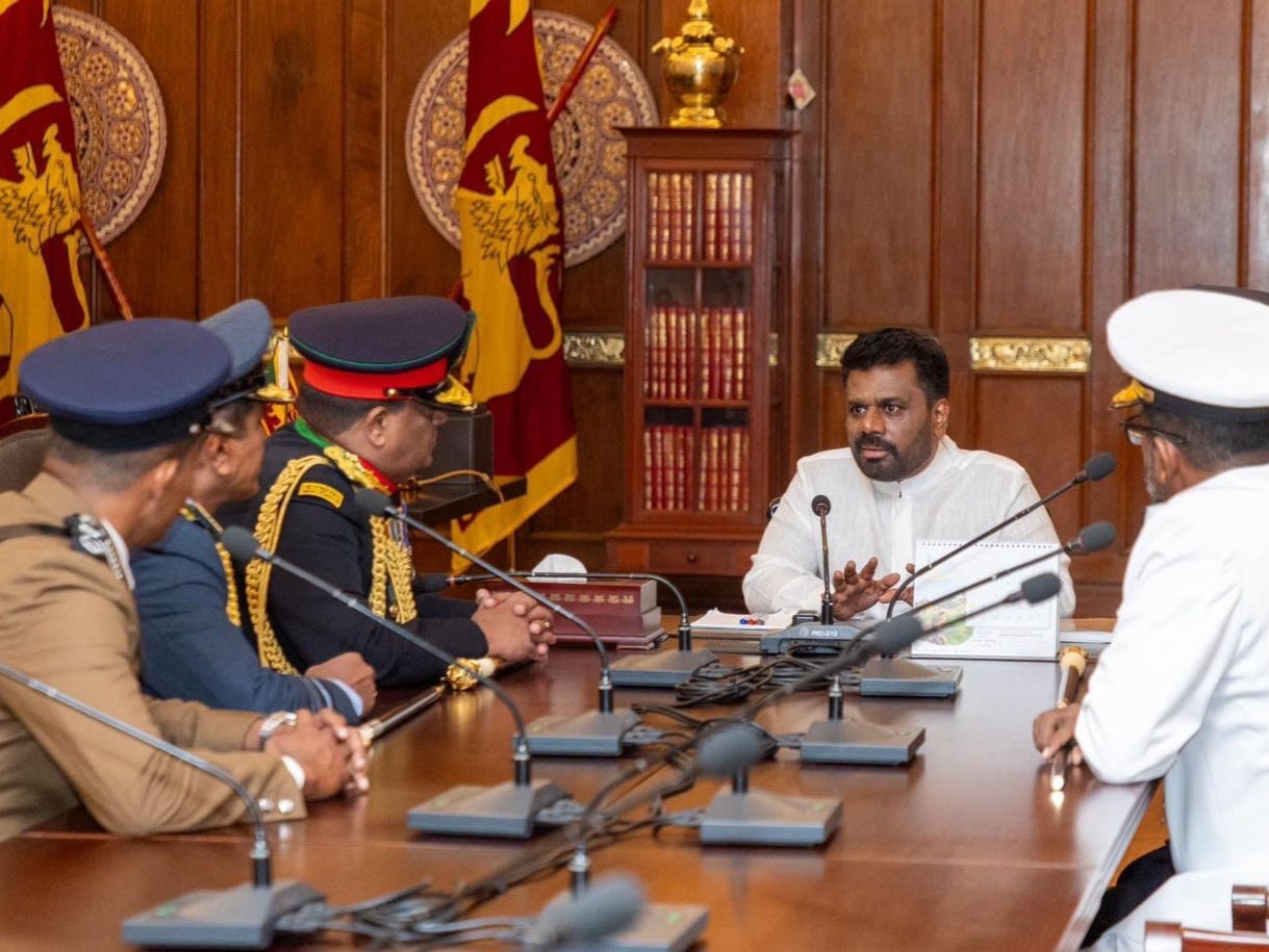 ‘I will do my best to fully restore the people’s confidence in politicians, President Dissanayake said after taking his oath