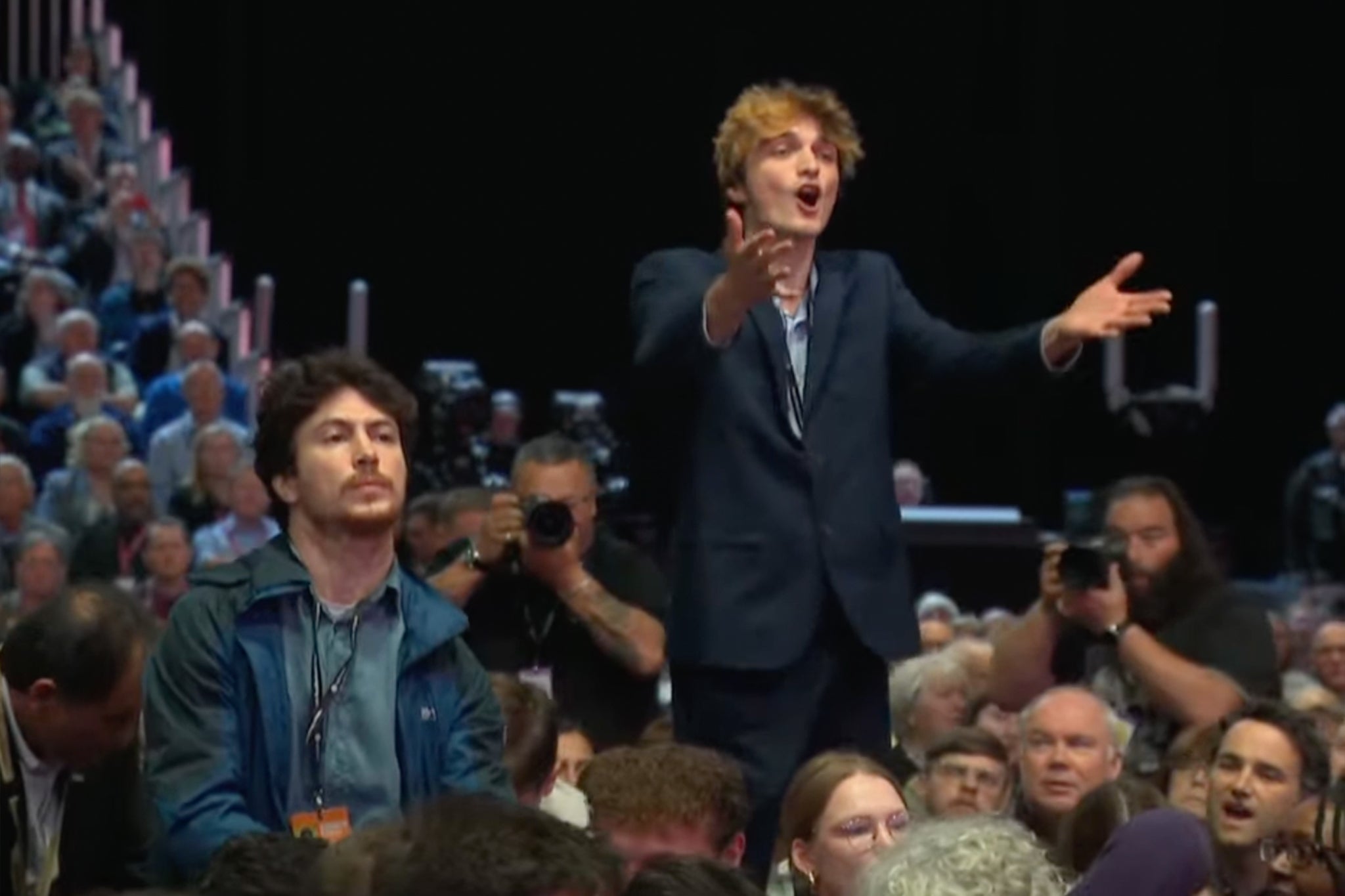 Pro-Palestine protester interrupts Rachel Reeves speech